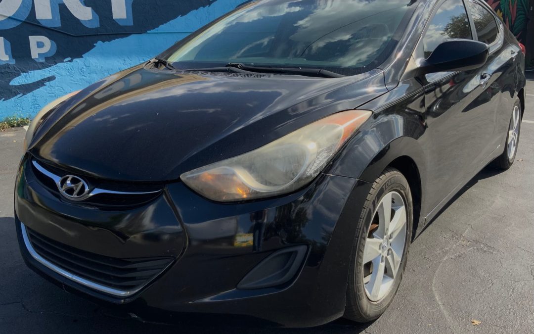 2011 HYUNDAI ELANTRA GLS; LIMITED