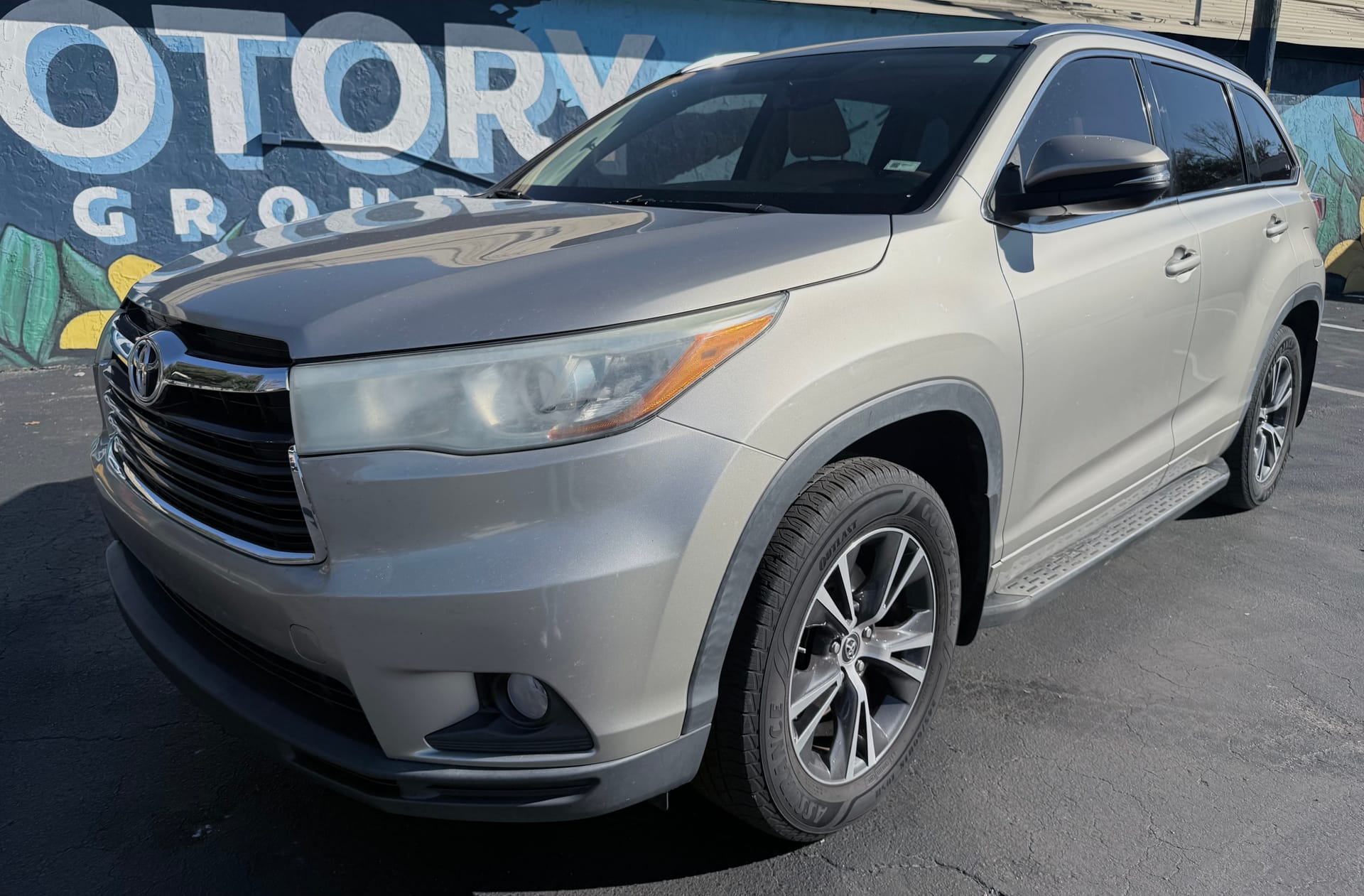 2016 Toyota Highlander XLE's photo