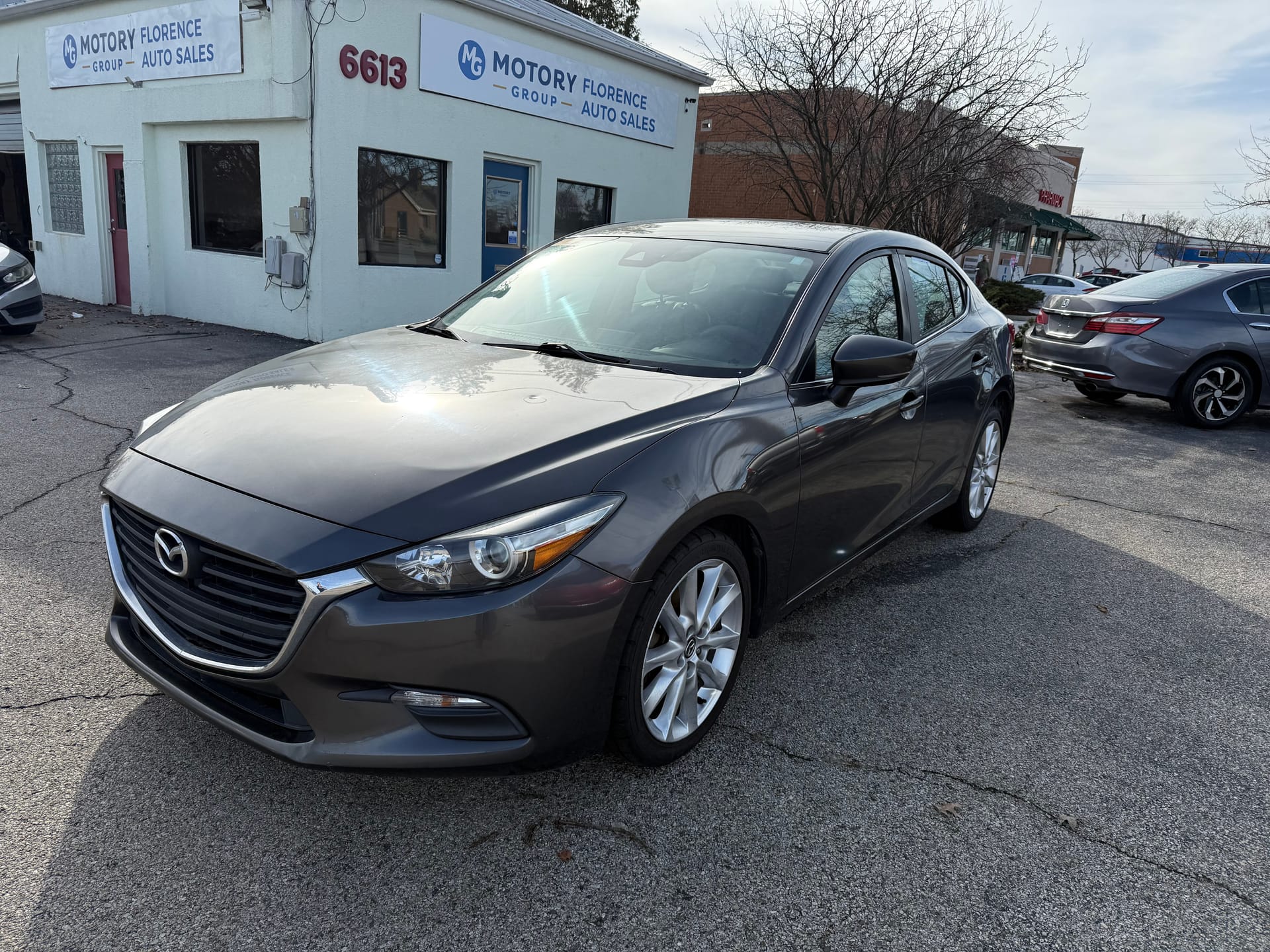 2017 Mazda Mazda3 Touring's photo