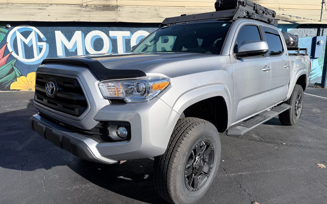2017 TOYOTA TACOMA