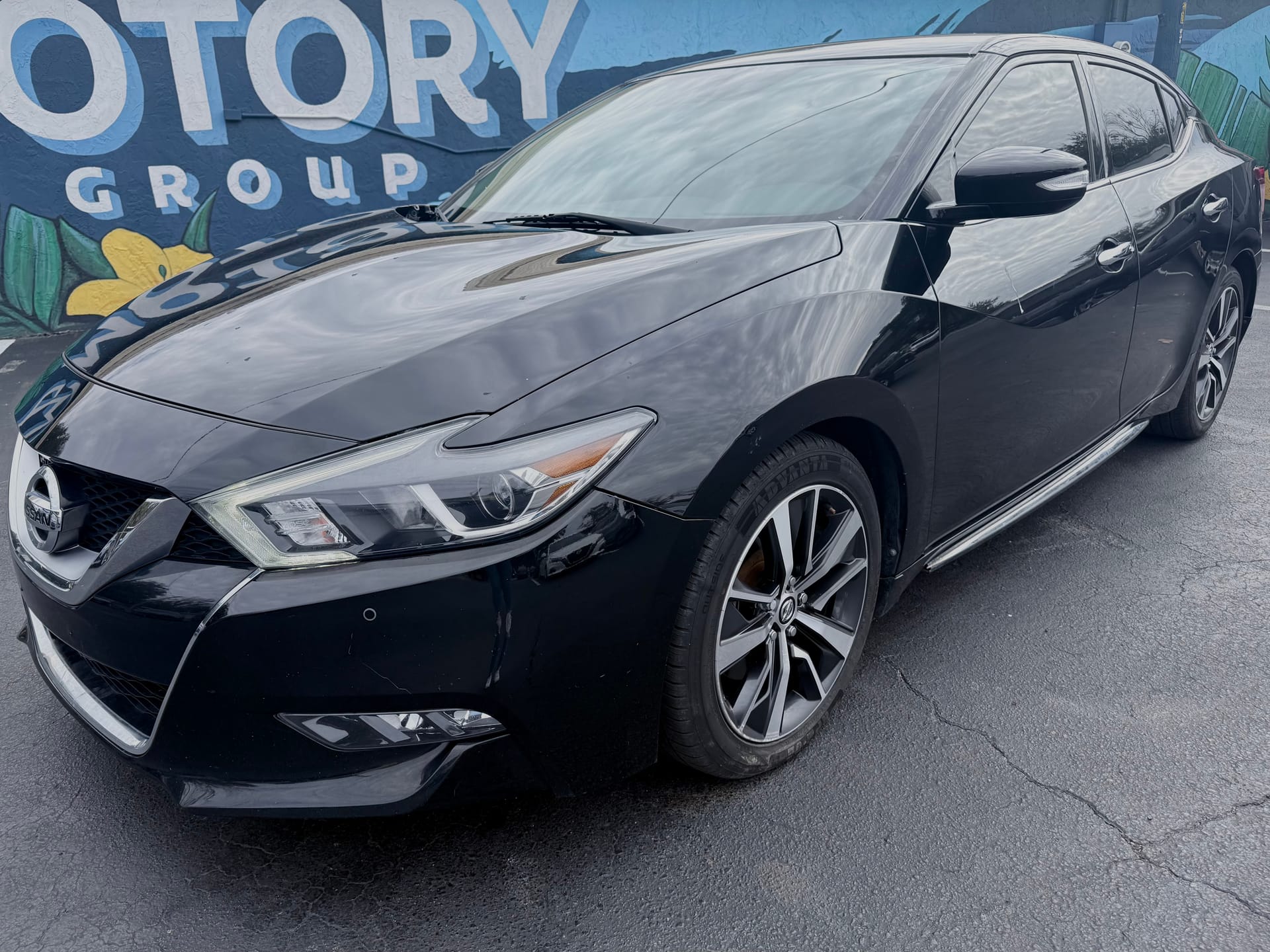 2016 Nissan Maxima SR's photo