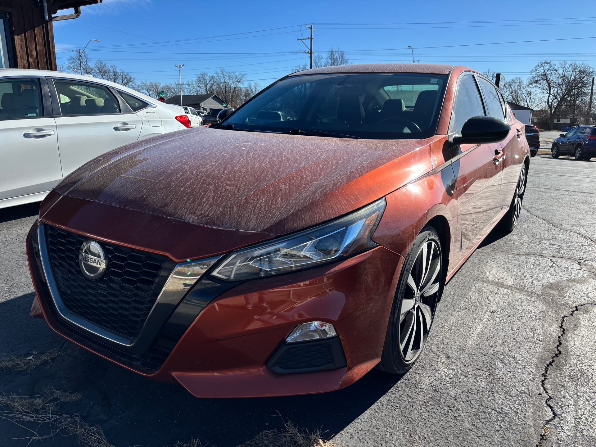2019 Nissan Altima SR's photo