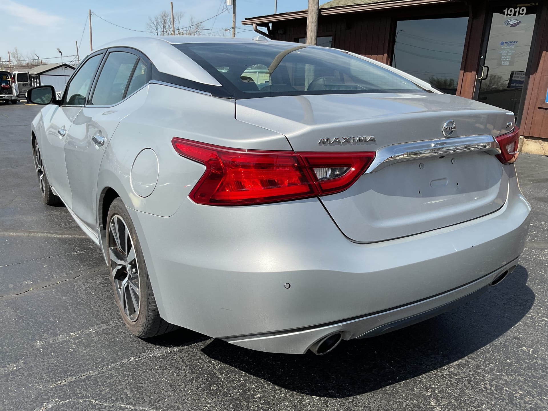 2018 NISSAN MAXIMA - Gallery Image