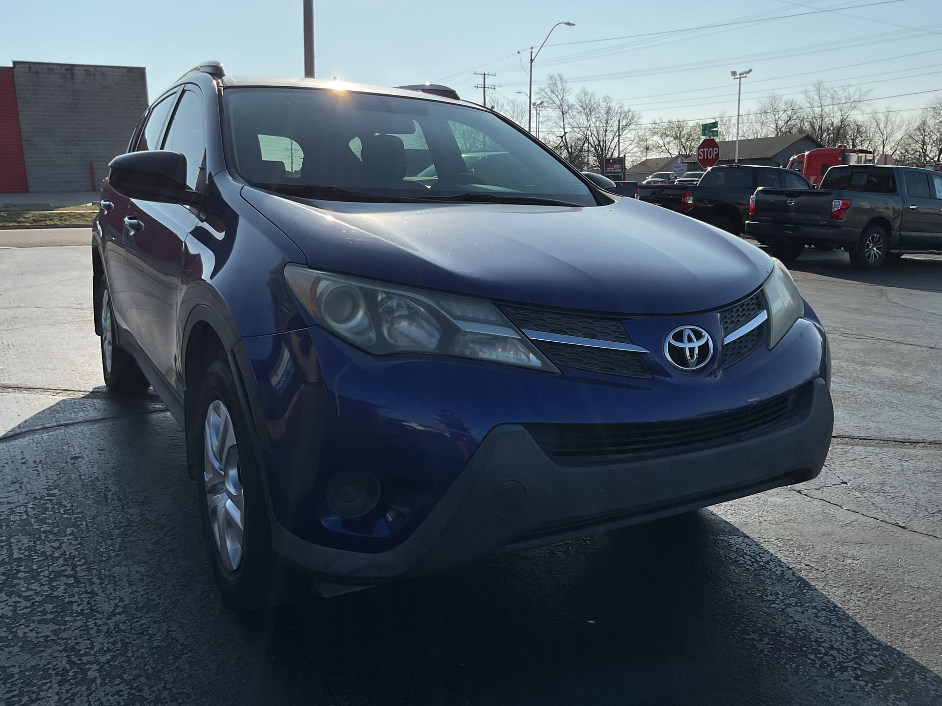 2014 TOYOTA RAV4 LE - Gallery Image