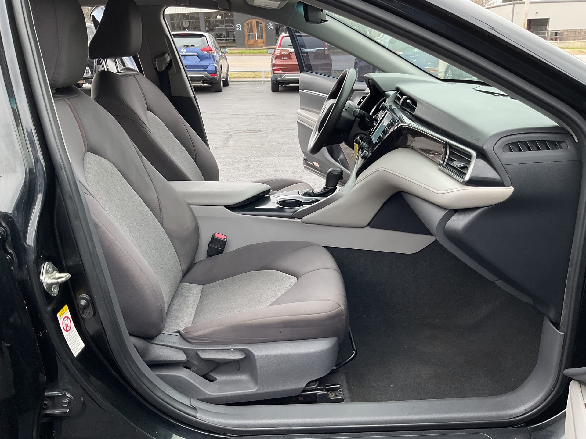 2019 TOYOTA CAMRY - Gallery Image