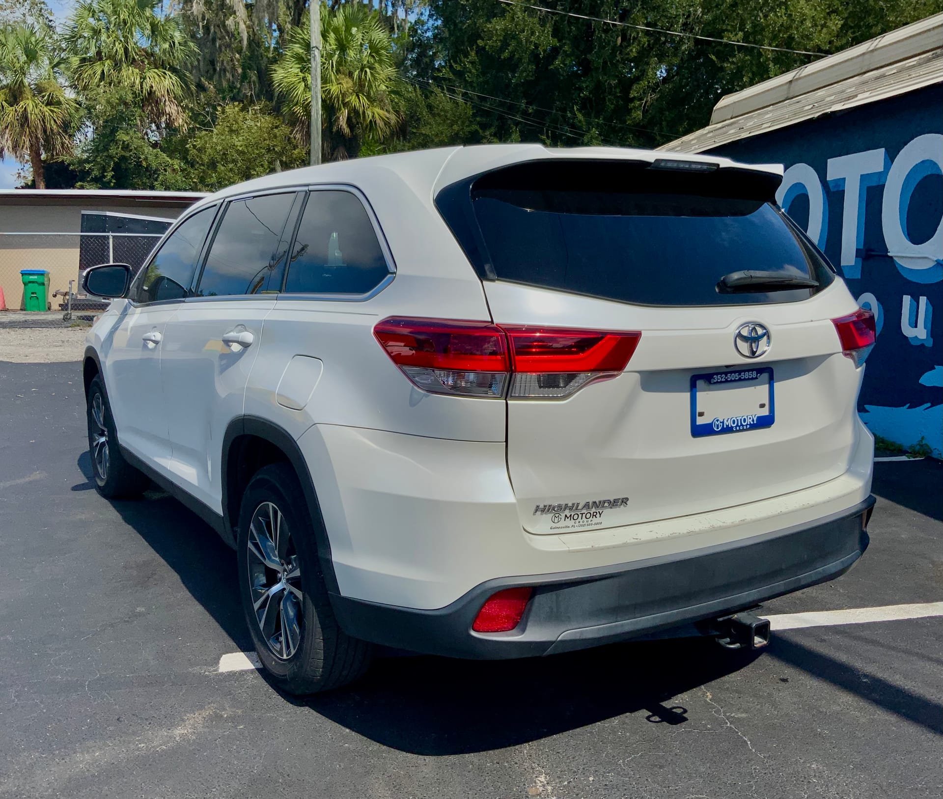 2019 TOYOTA HIGHLANDER - Gallery Image