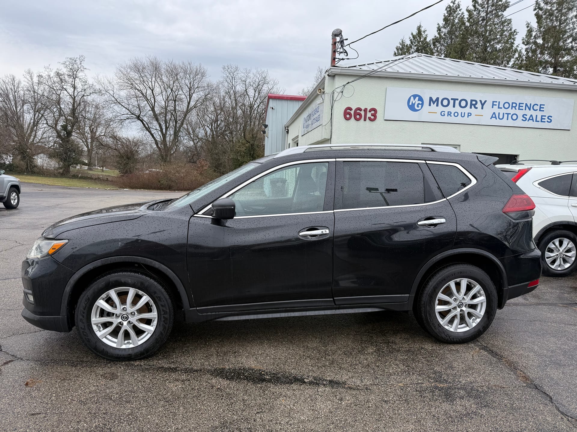 2019 NISSAN ROGUE S; SL; SV - Gallery Image