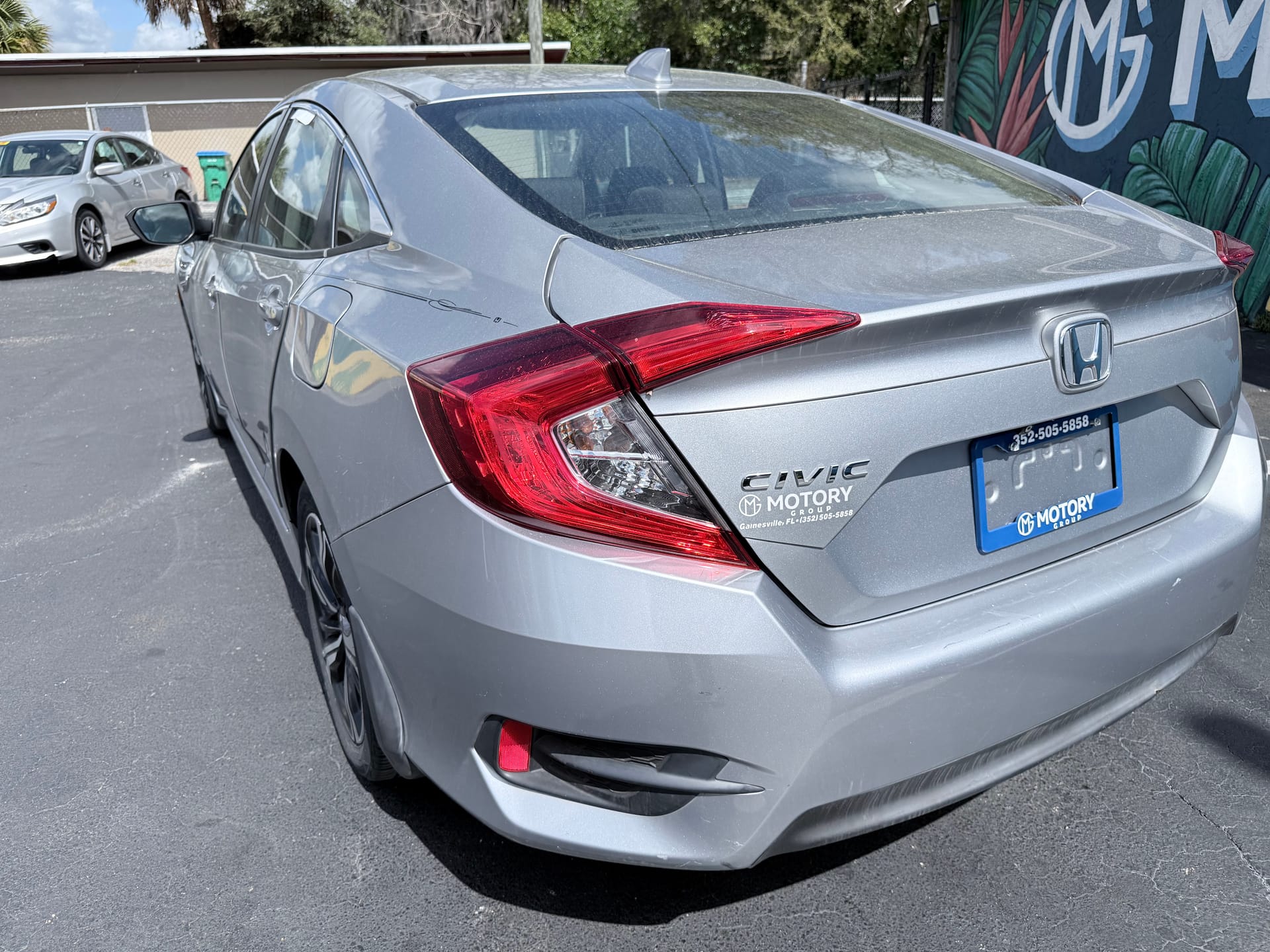 2017 HONDA CIVIC - Gallery Image