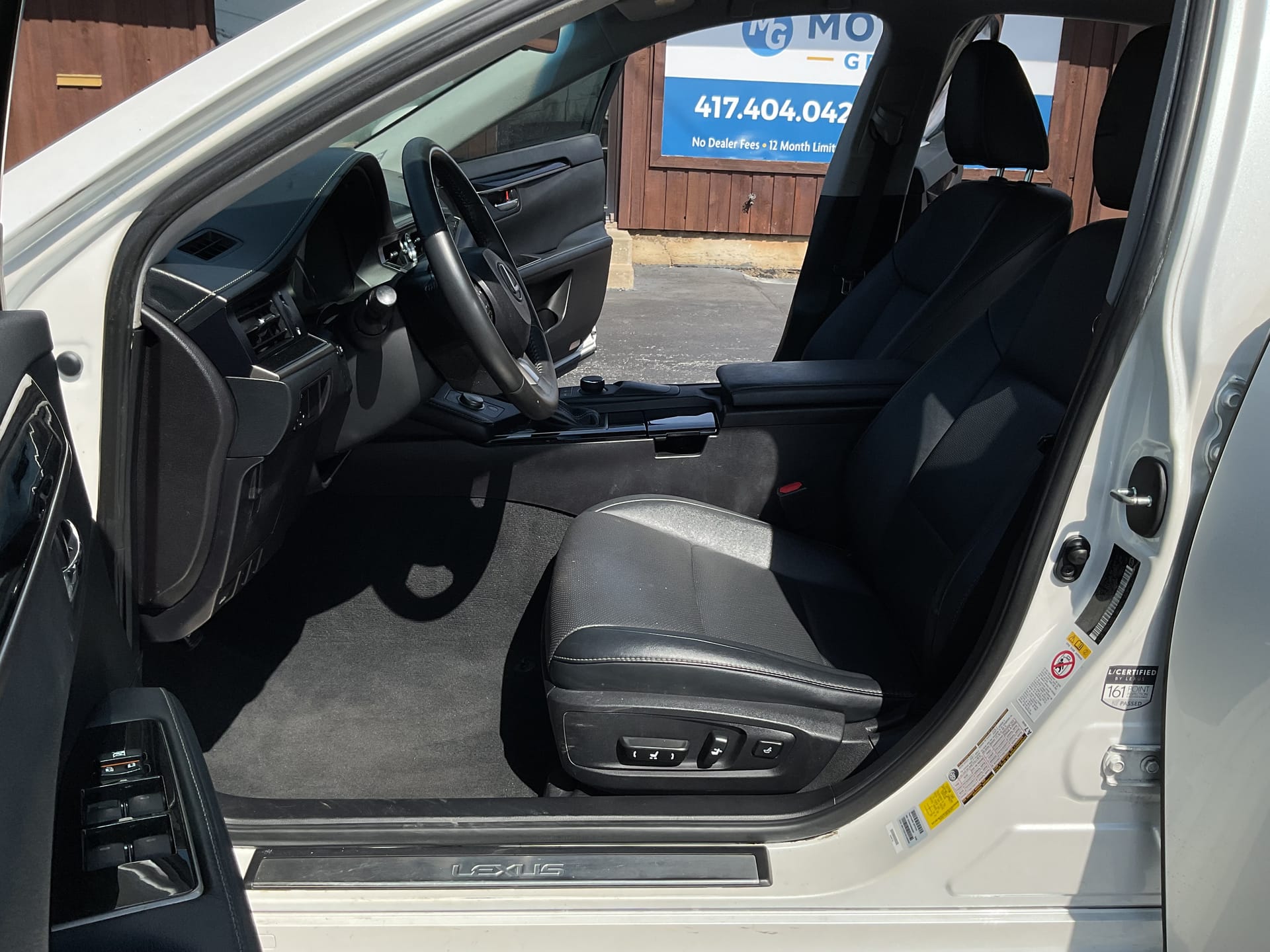 2016 LEXUS ES 350 - Gallery Image