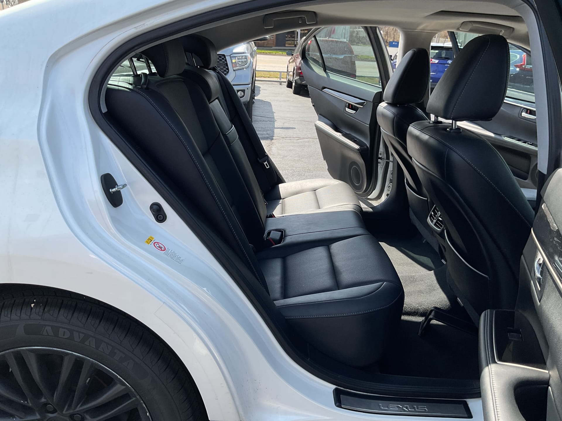 2016 LEXUS ES 350 - Gallery Image