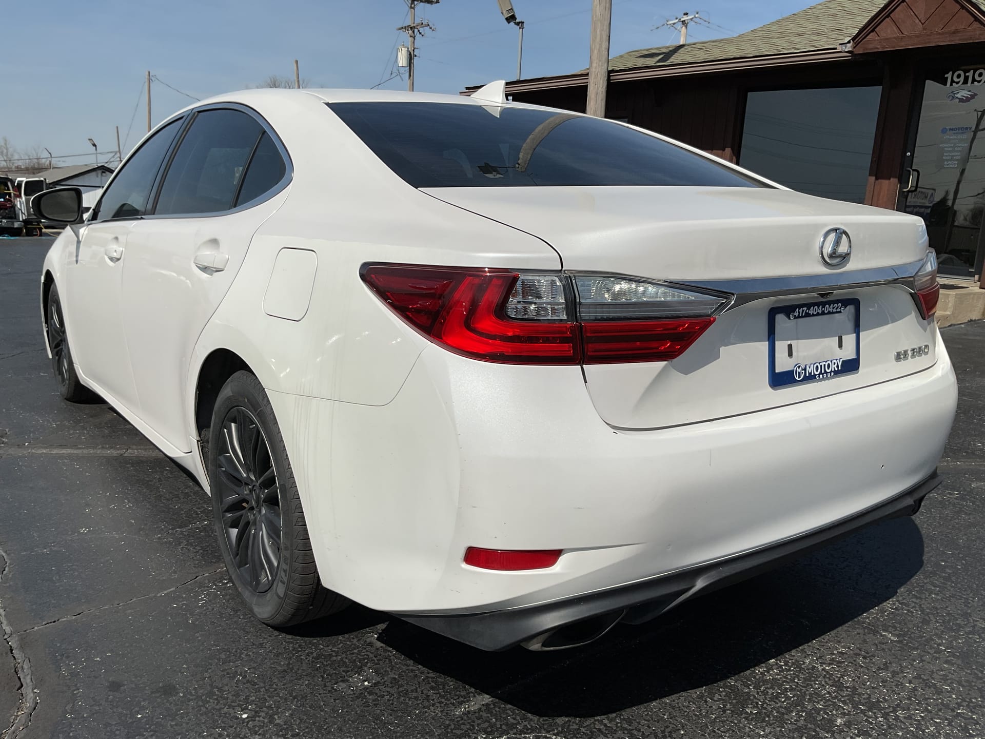 2016 LEXUS ES 350 - Gallery Image