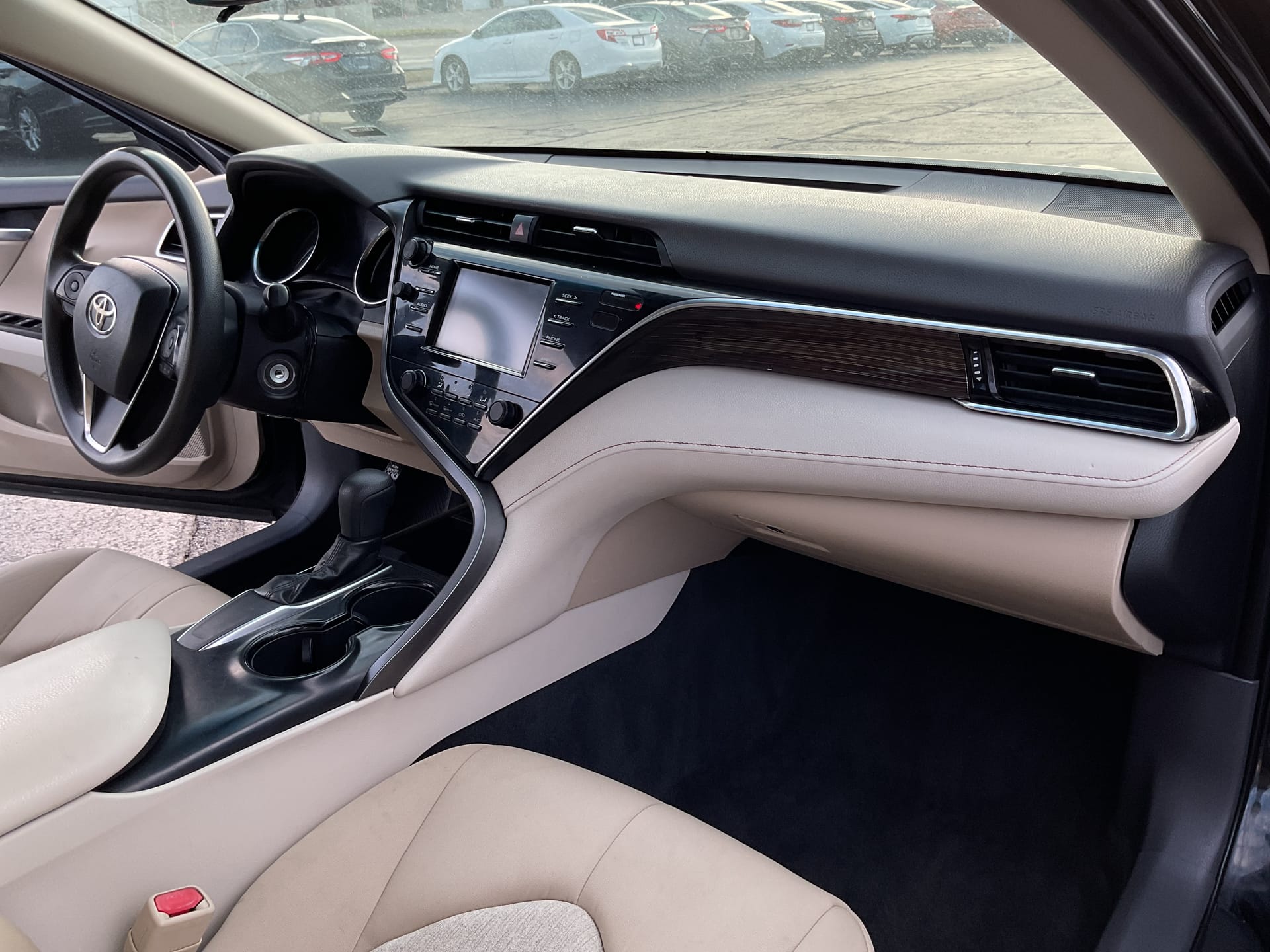 2018 TOYOTA CAMRY - Gallery Image
