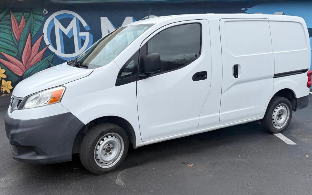 2015 NISSAN NV200