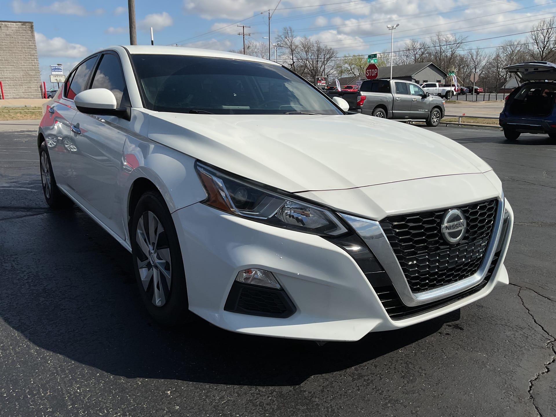 2020 NISSAN ALTIMA - Gallery Image