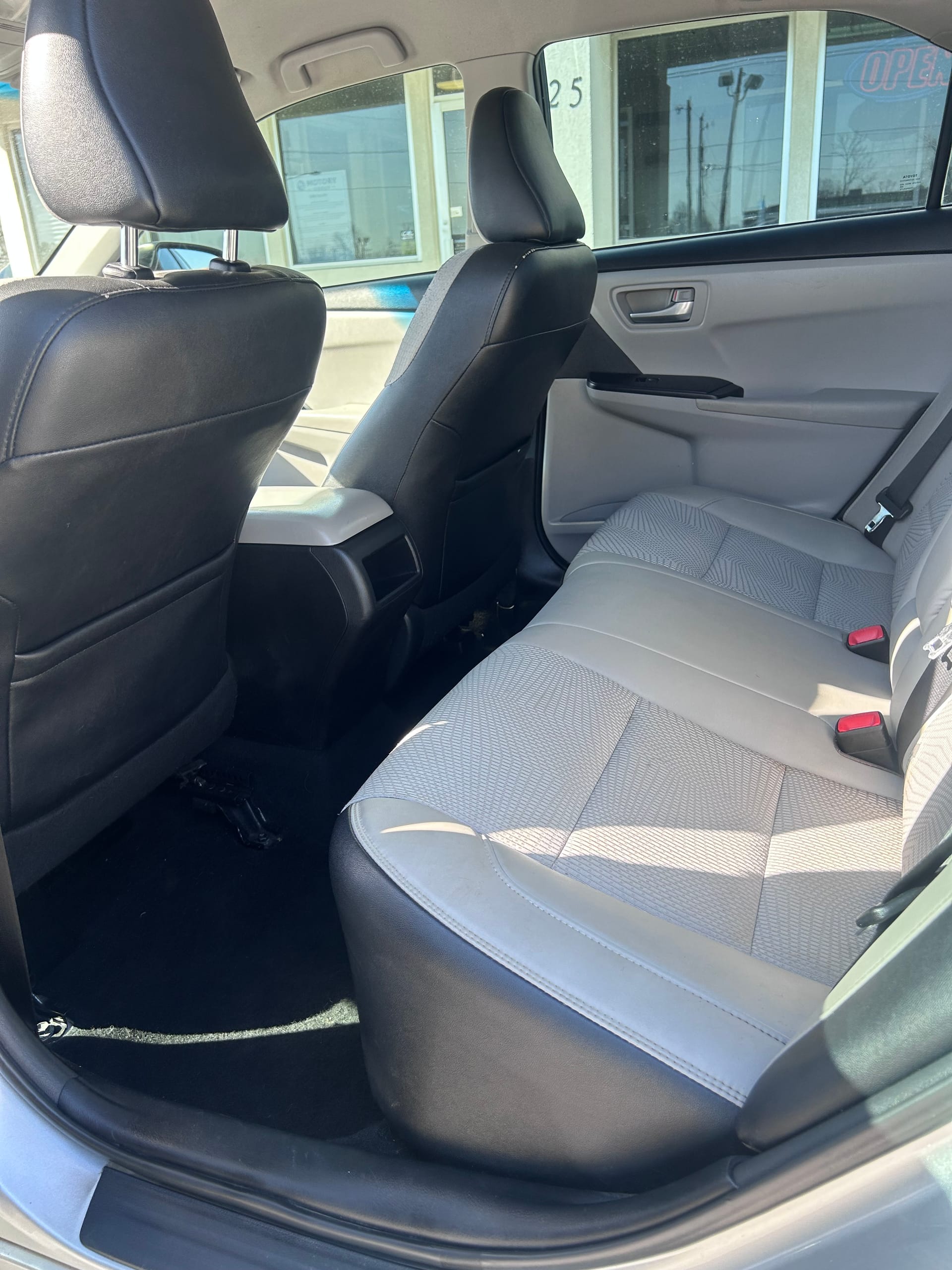 2017 TOYOTA CAMRY - Gallery Image