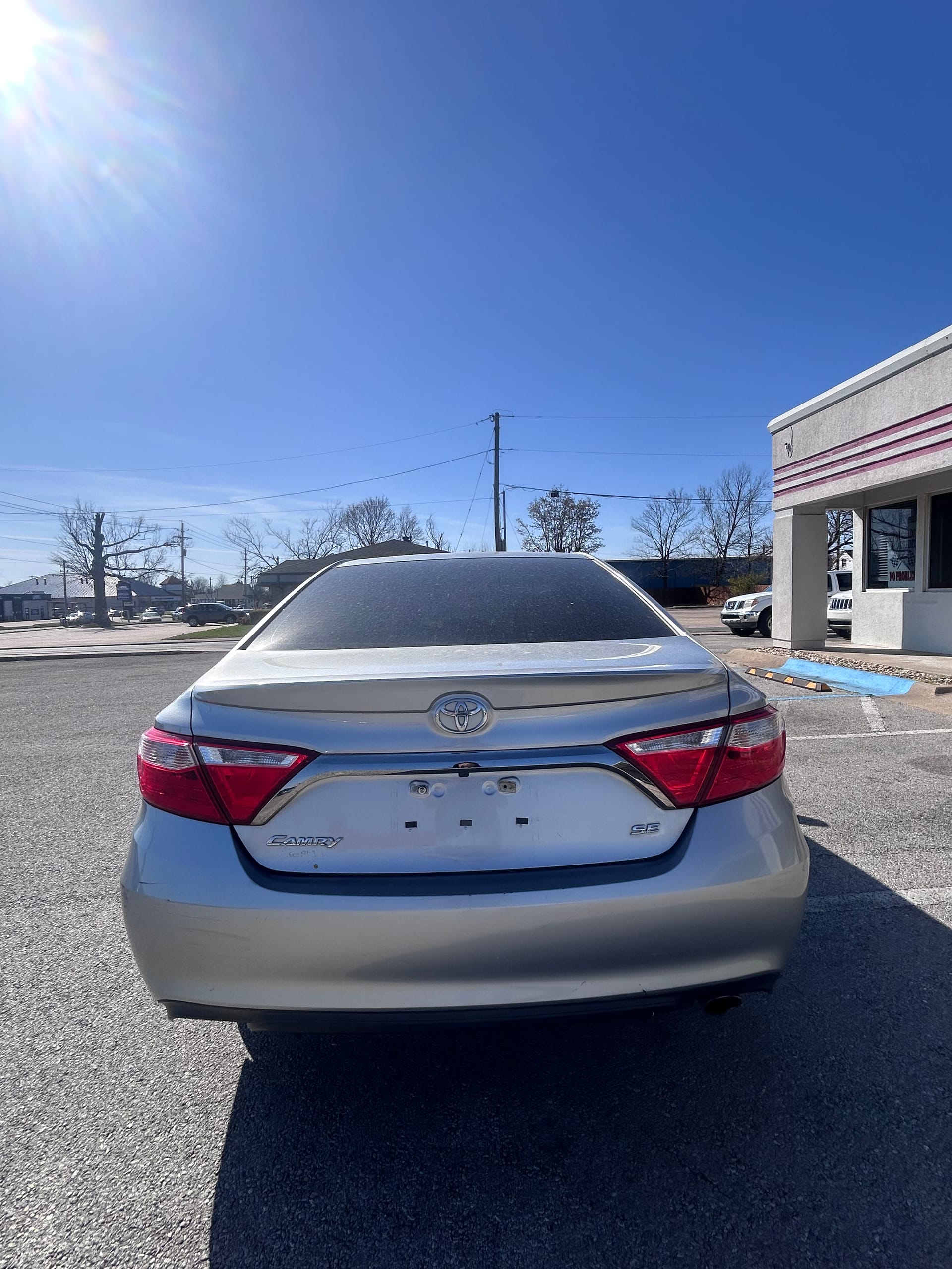 2017 TOYOTA CAMRY - Gallery Image