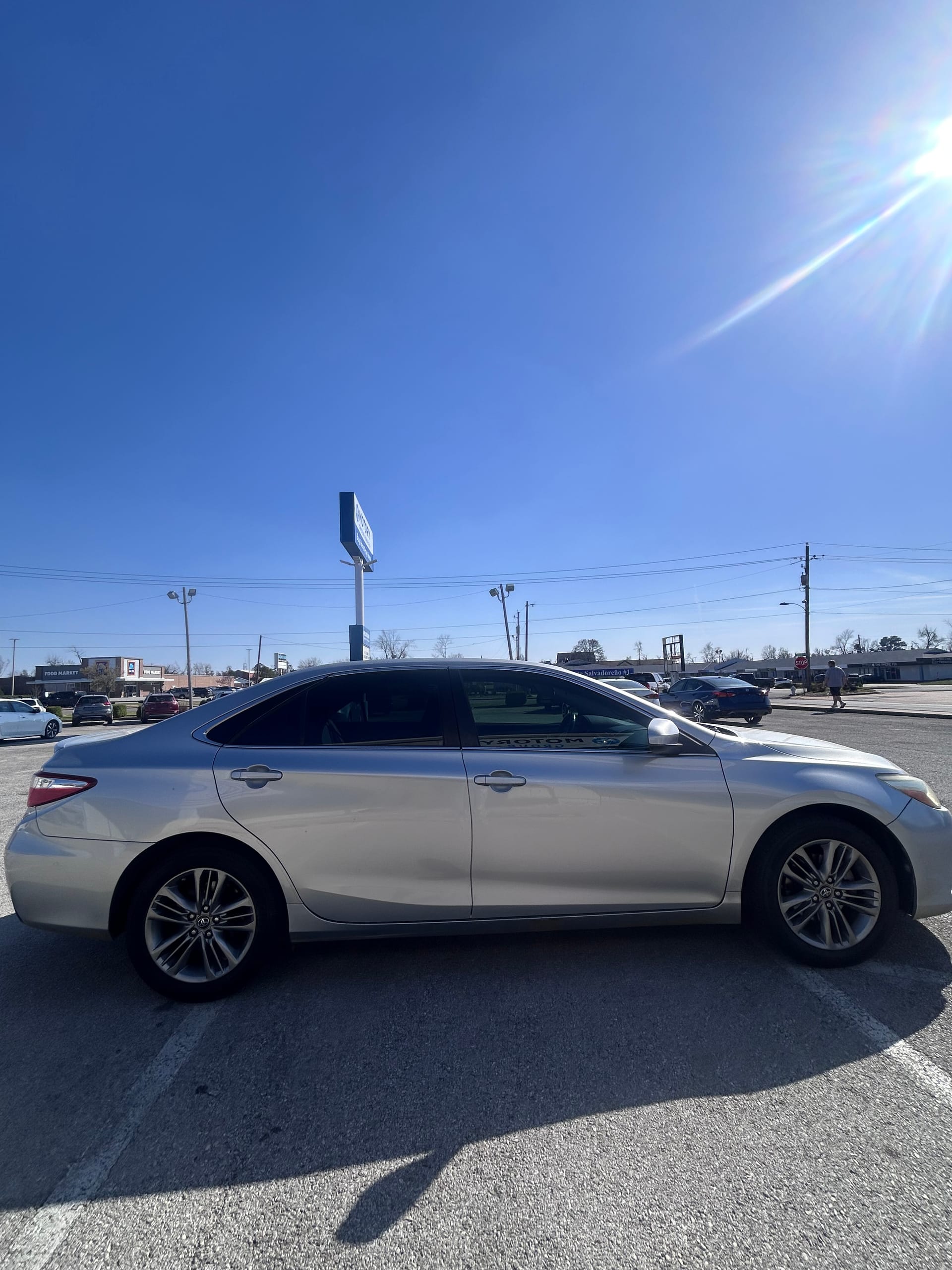 2017 TOYOTA CAMRY - Gallery Image