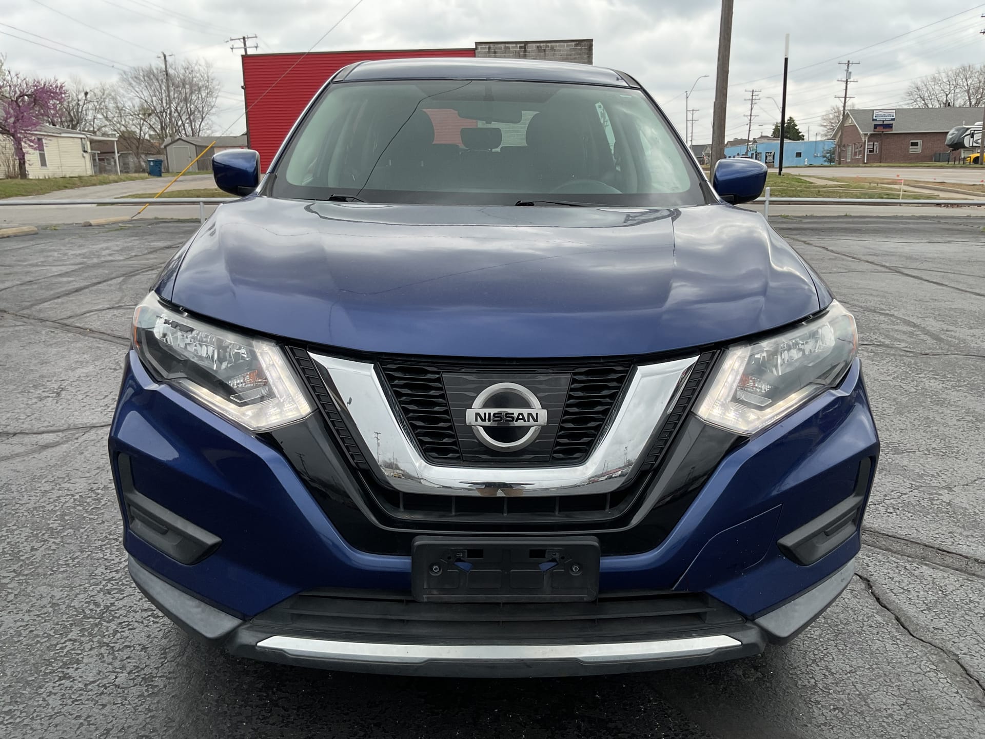 2017 NISSAN ROGUE - Gallery Image