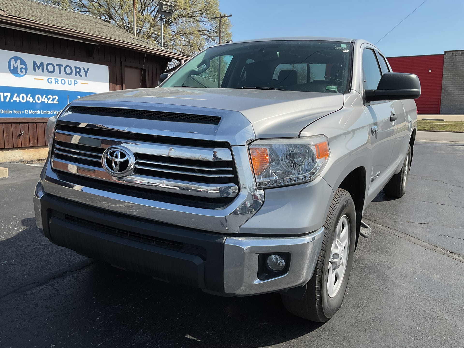 2016 TOYOTA TUNDRA - Gallery Image