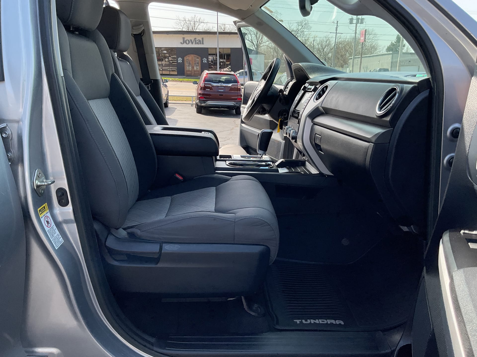 2016 TOYOTA TUNDRA - Gallery Image