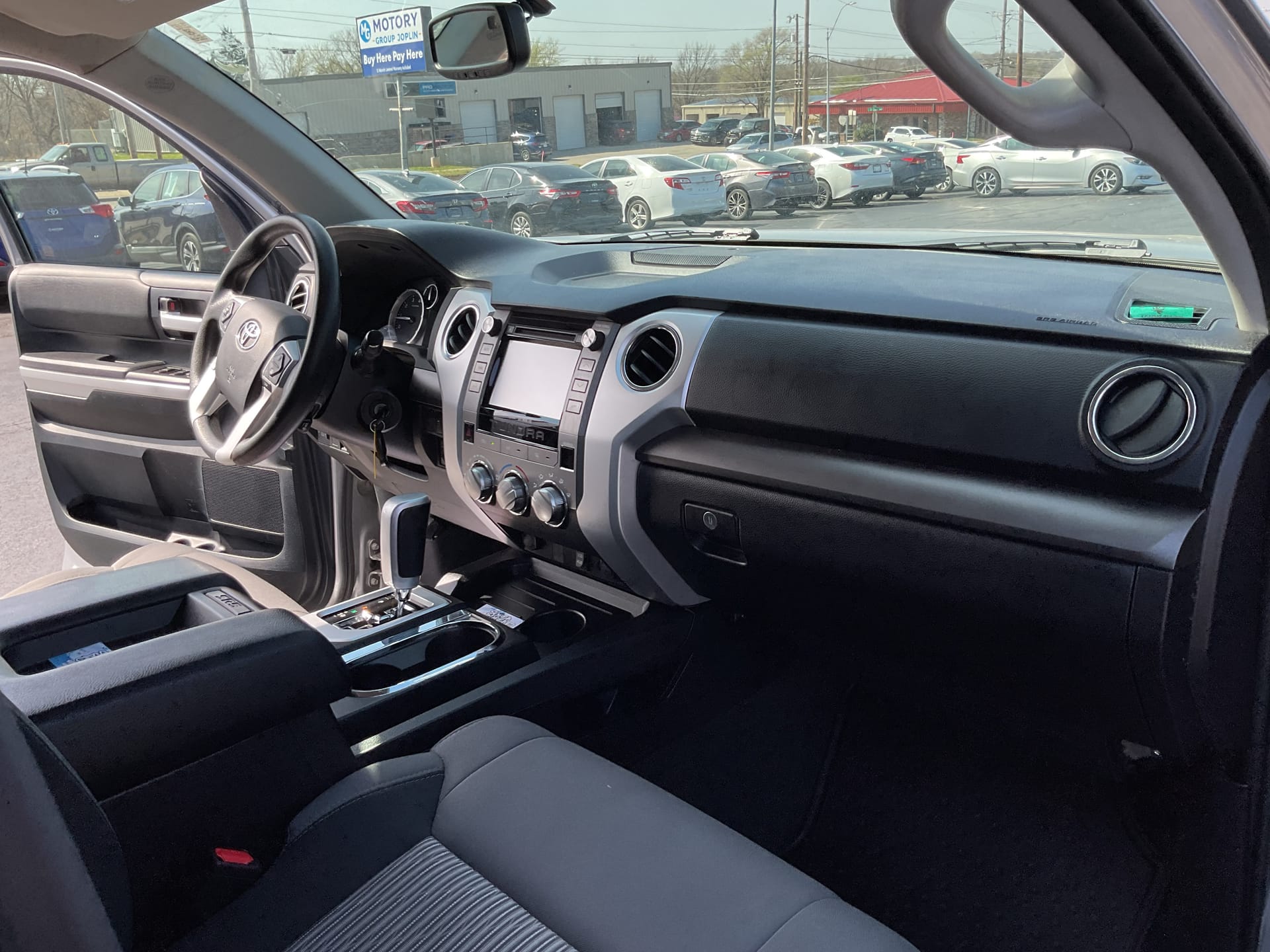 2016 TOYOTA TUNDRA - Gallery Image