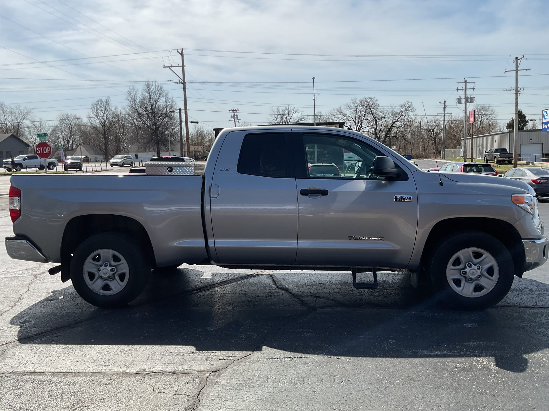 2016 TOYOTA TUNDRA - Gallery Image