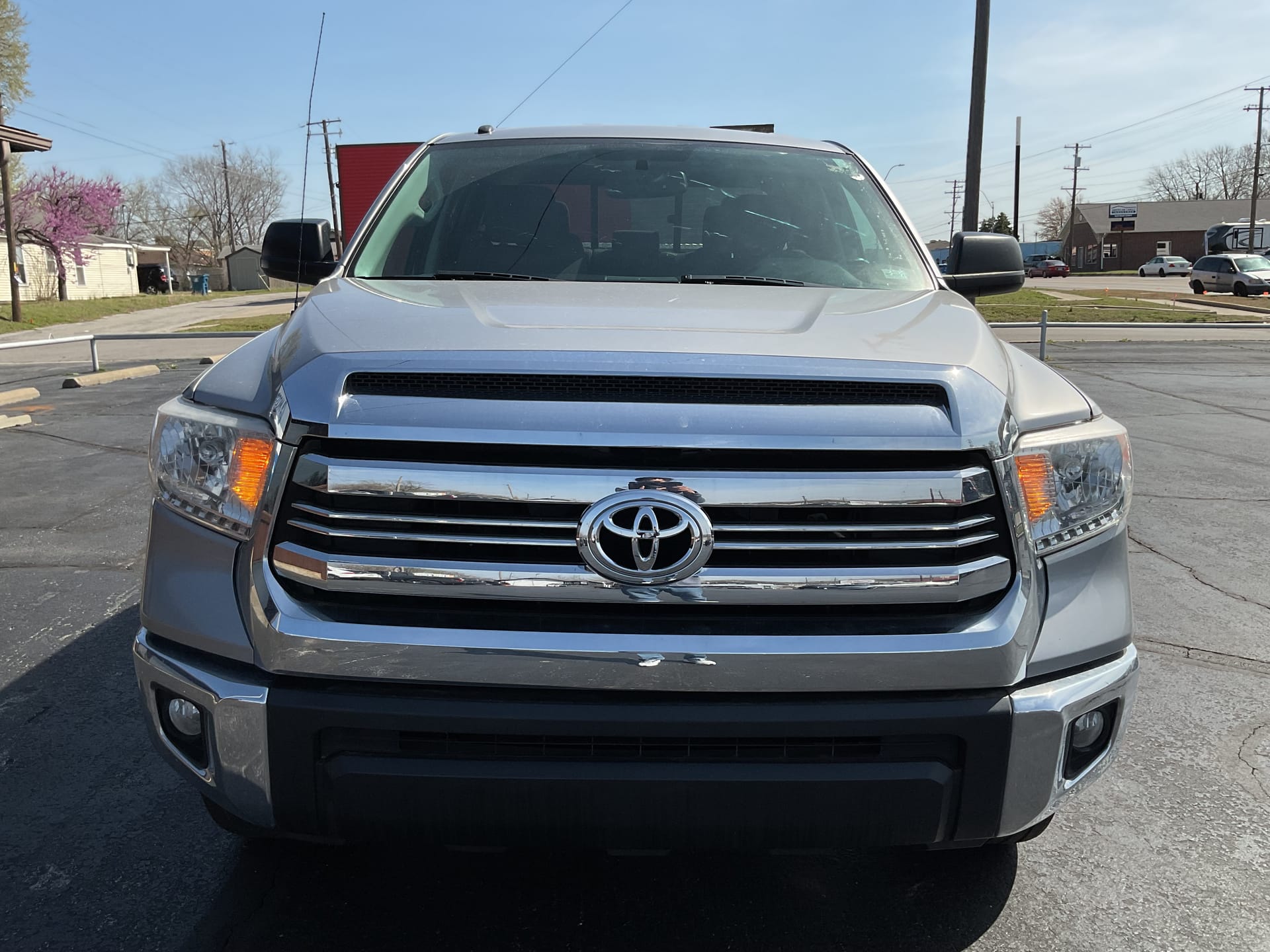2016 TOYOTA TUNDRA - Gallery Image