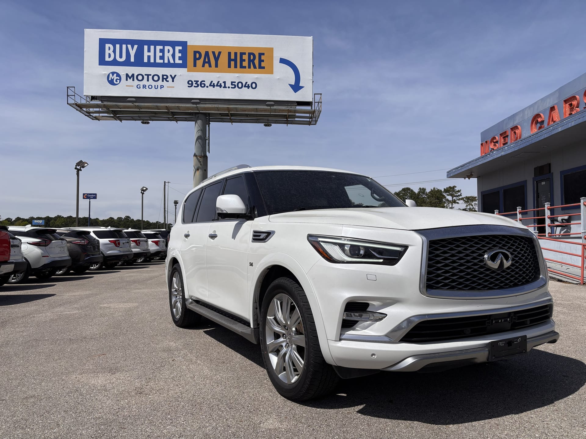 2019 INFINITI QX80 - Gallery Image