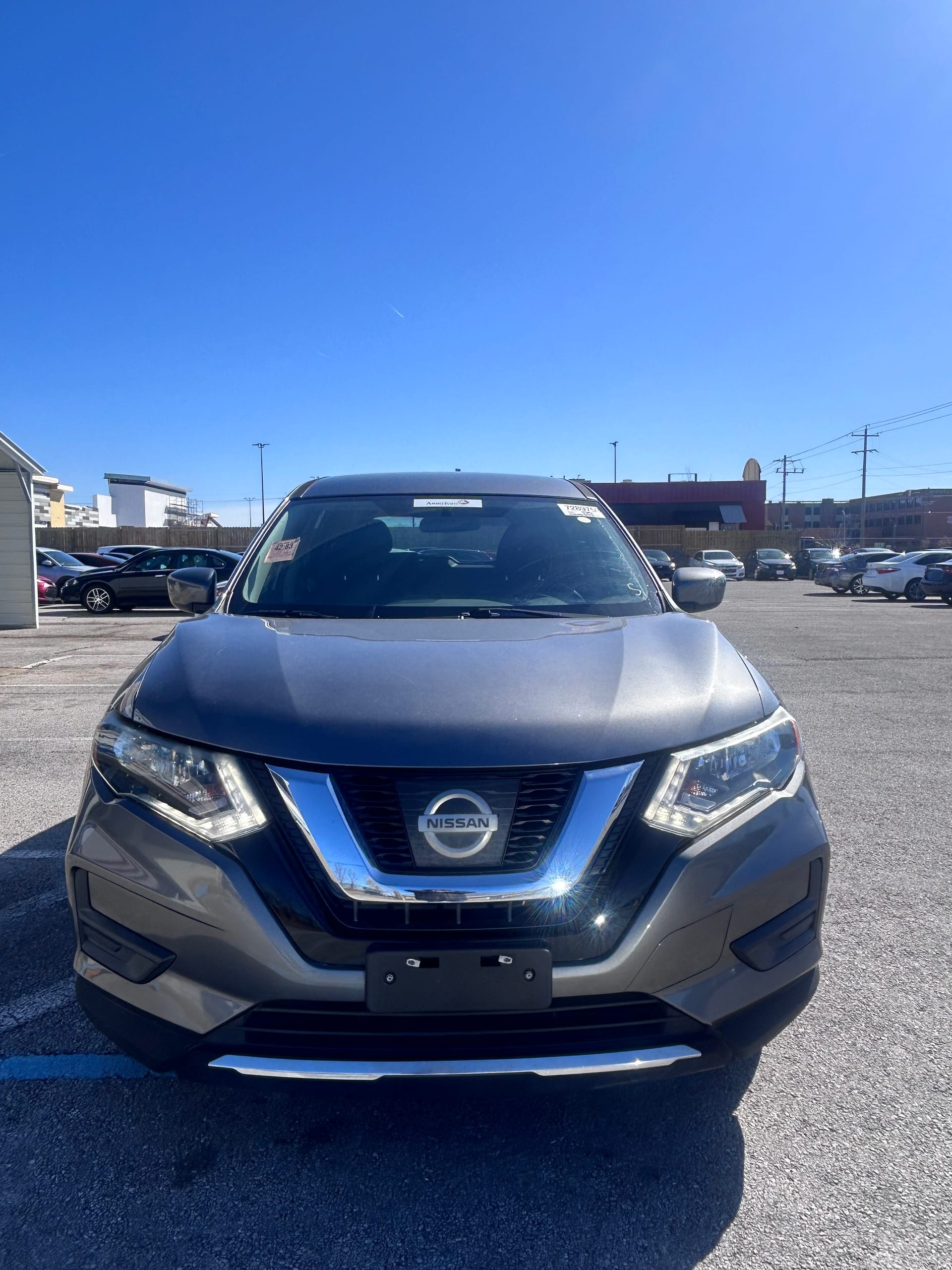 2017 NISSAN ROGUE - Gallery Image