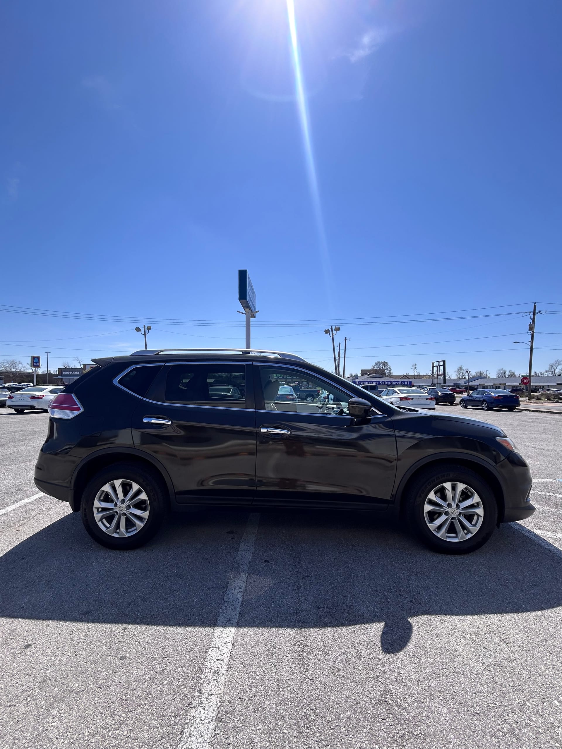 2016 NISSAN ROGUE - Gallery Image