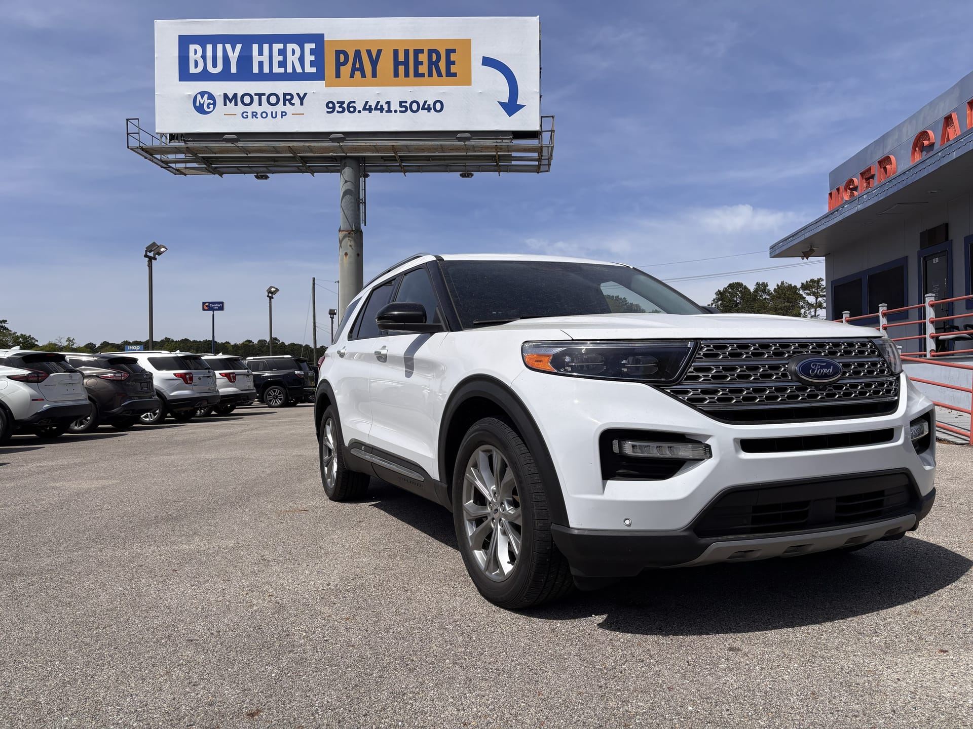 2021 FORD EXPLORER - Gallery Image