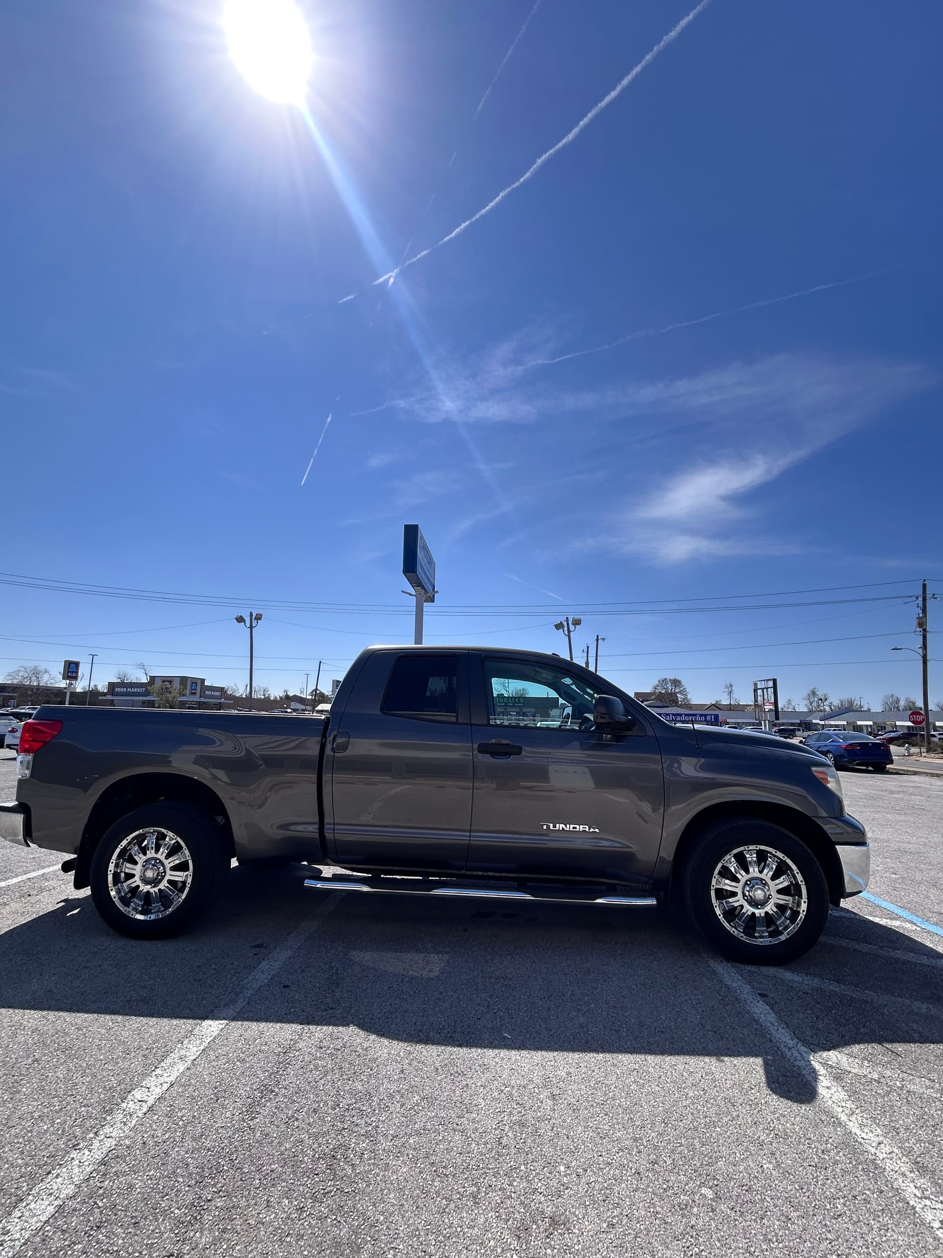 2012 TOYOTA TUNDRA - Gallery Image