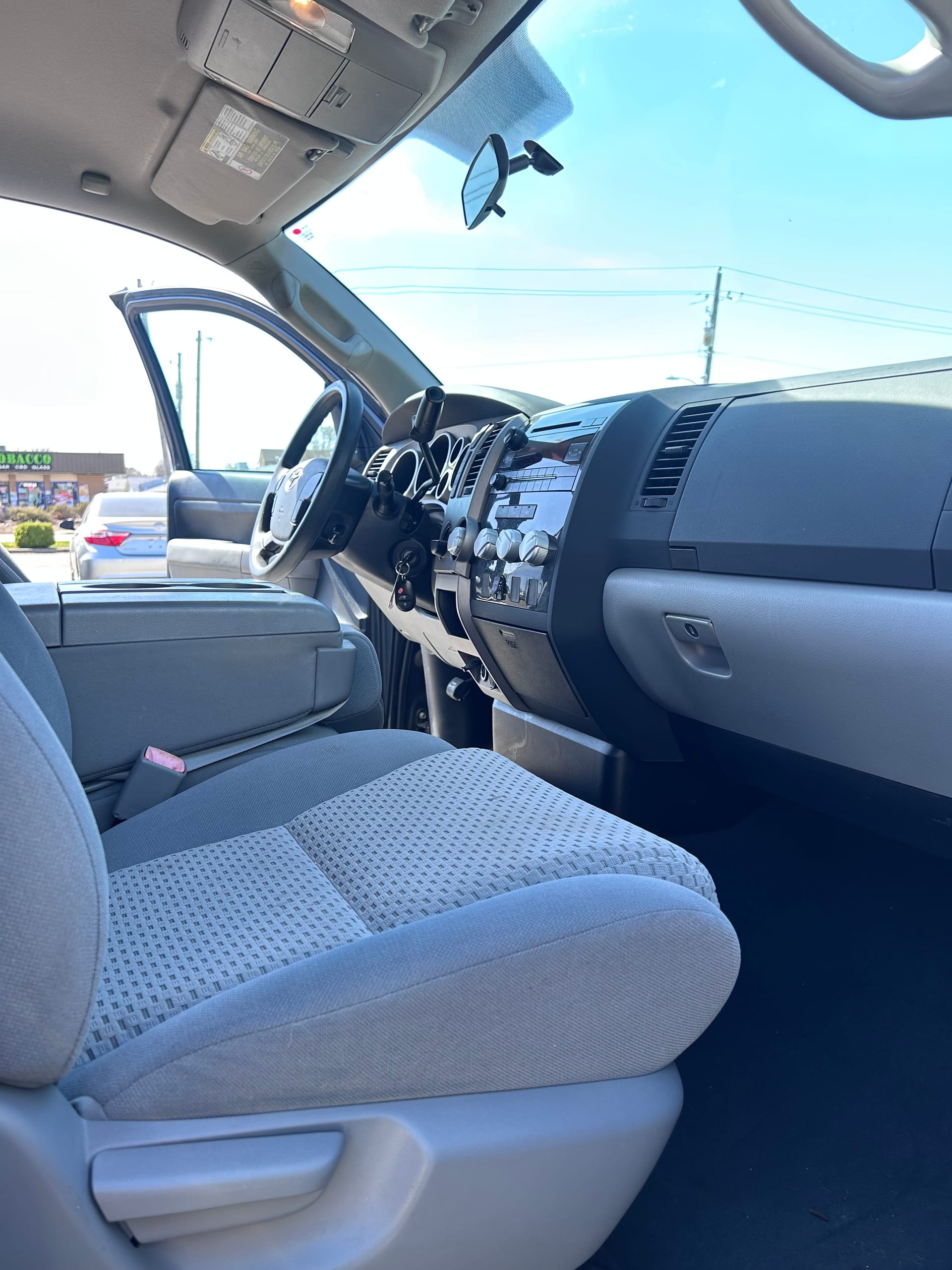 2012 TOYOTA TUNDRA - Gallery Image