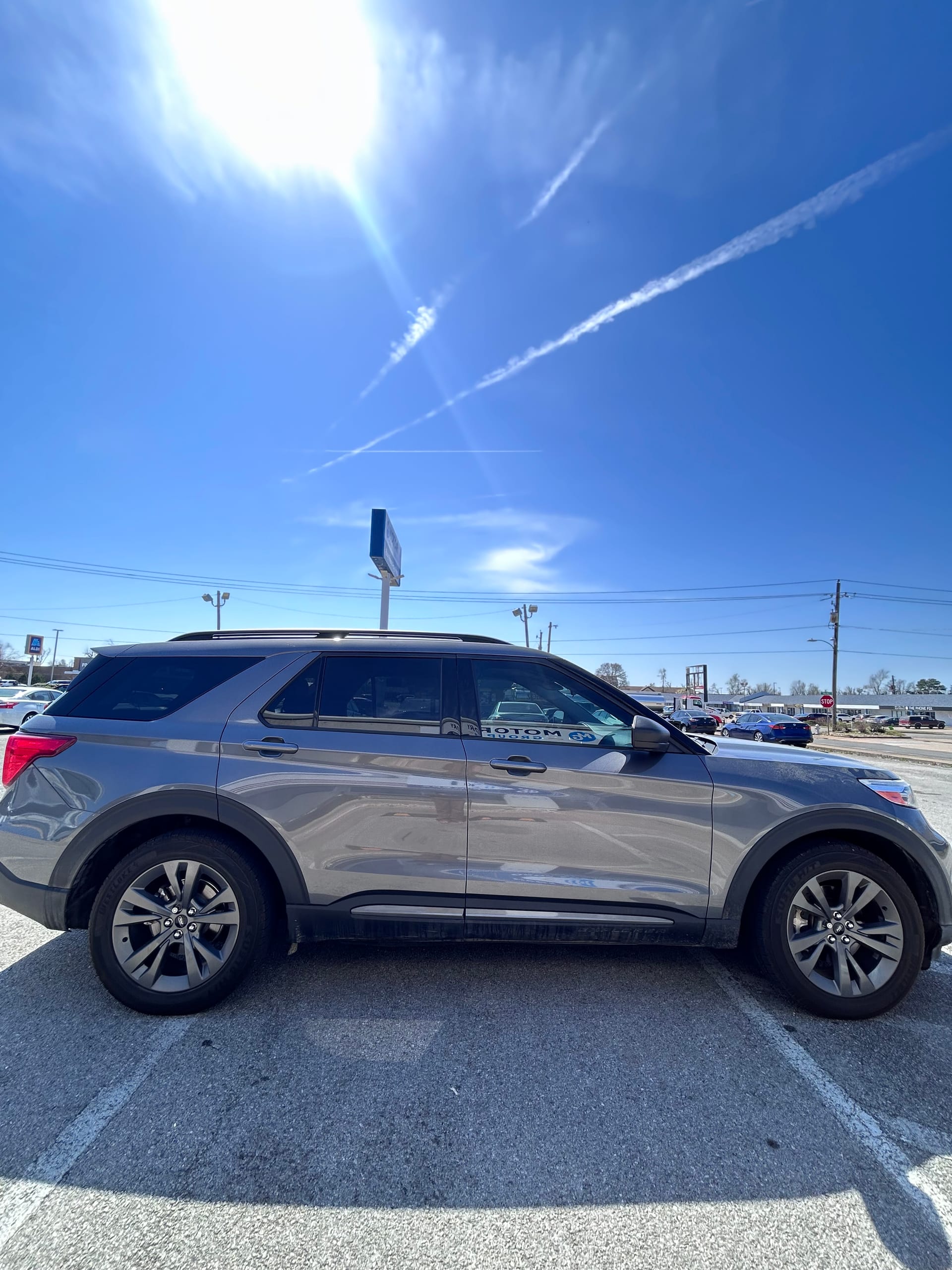 2021 FORD EXPLORER - Gallery Image