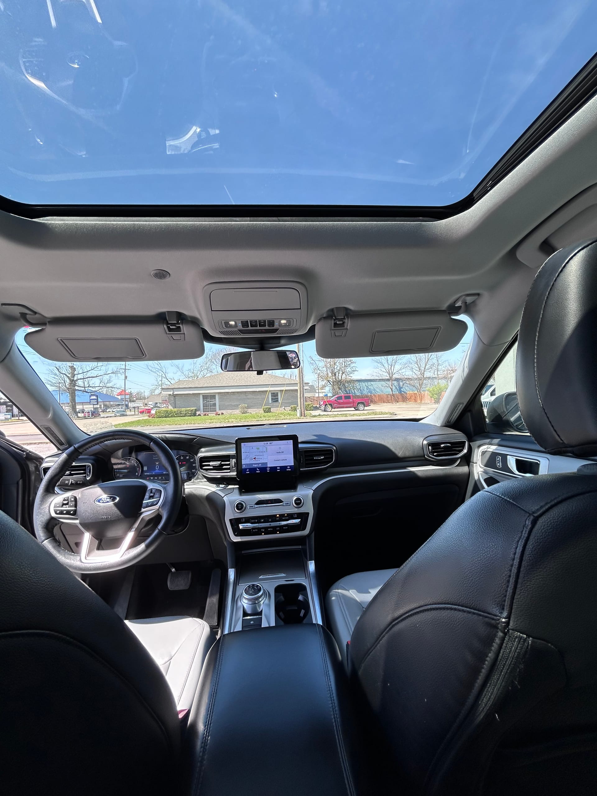 2021 FORD EXPLORER - Gallery Image