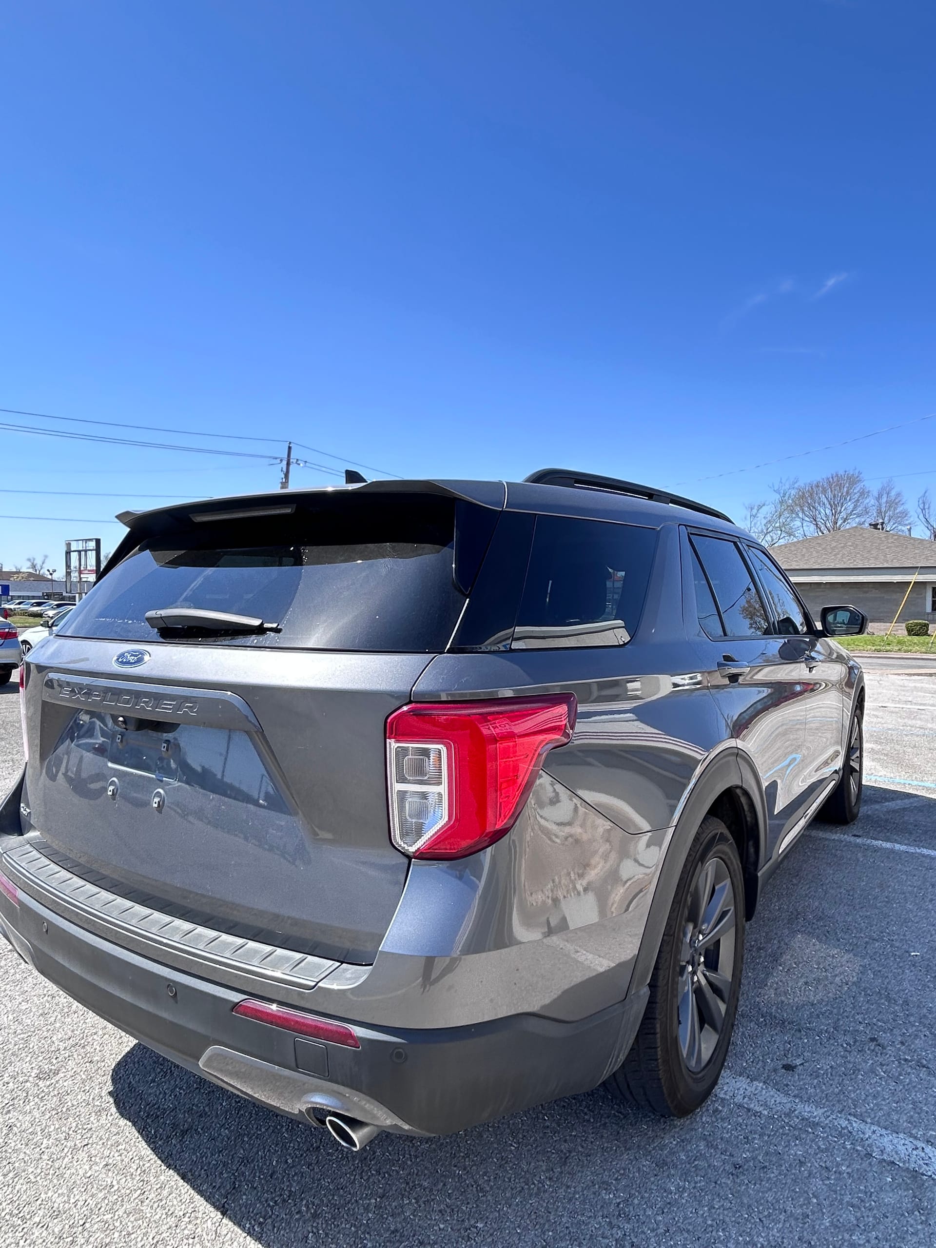 2021 FORD EXPLORER - Gallery Image