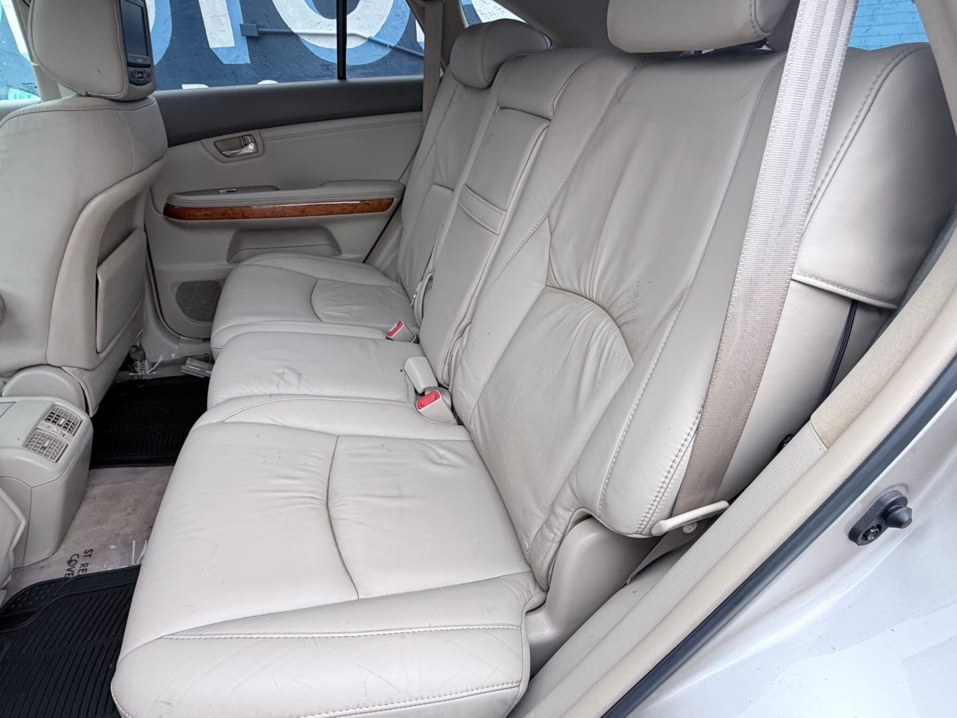 2005 LEXUS RX - Gallery Image