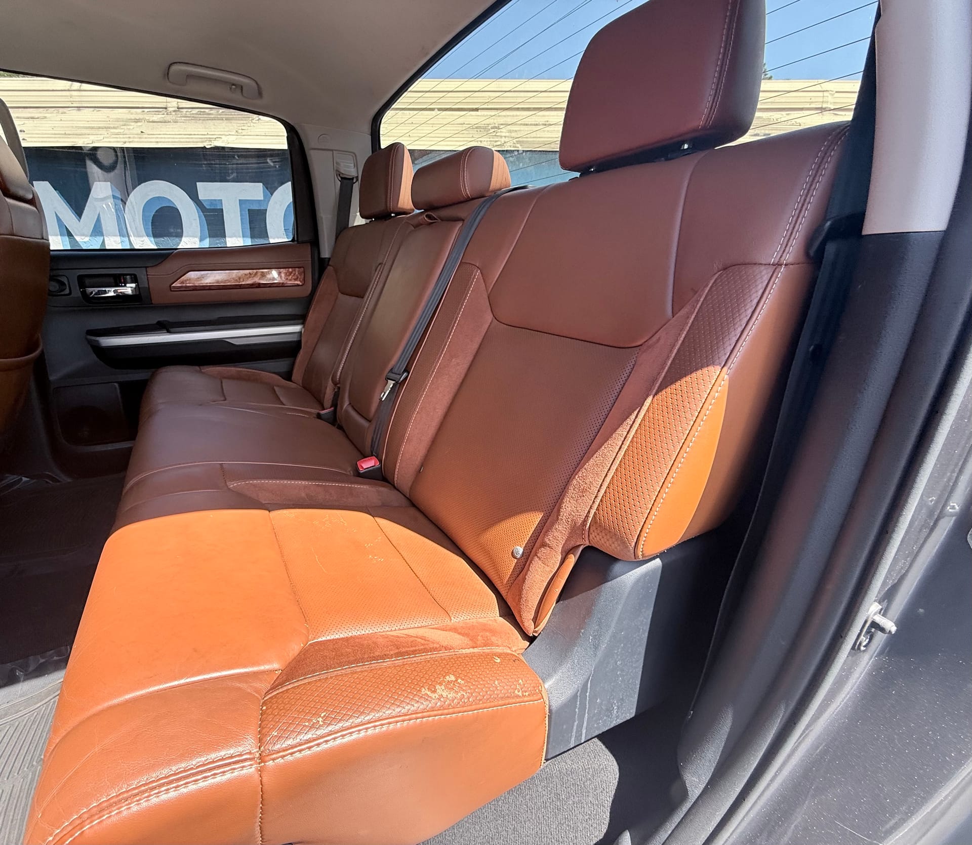 2015 TOYOTA TUNDRA PLATINUM - Gallery Image