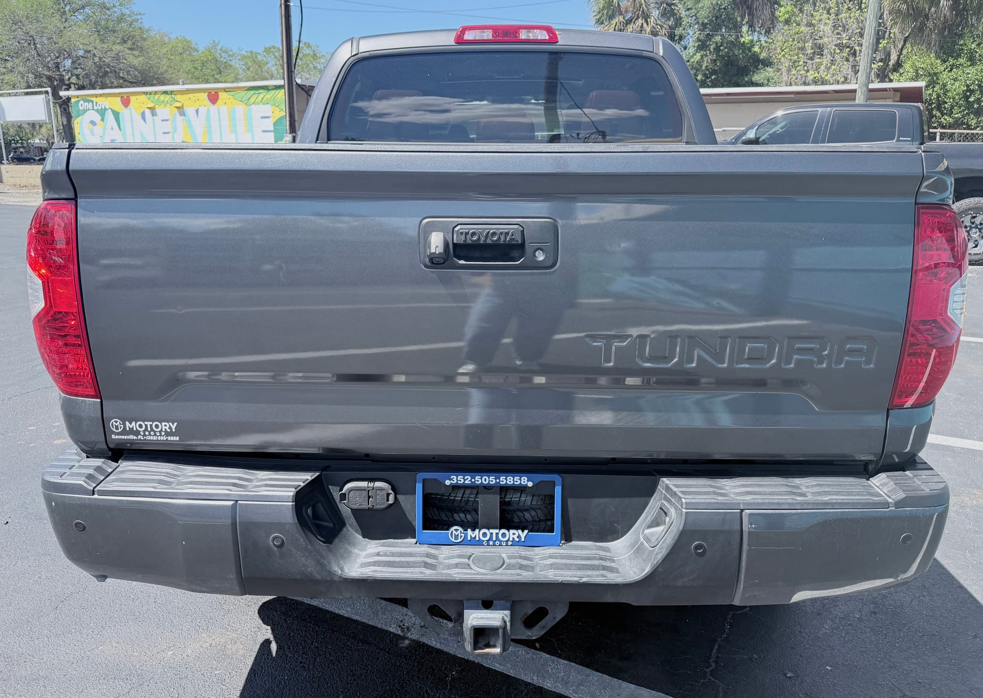 2015 TOYOTA TUNDRA PLATINUM - Gallery Image
