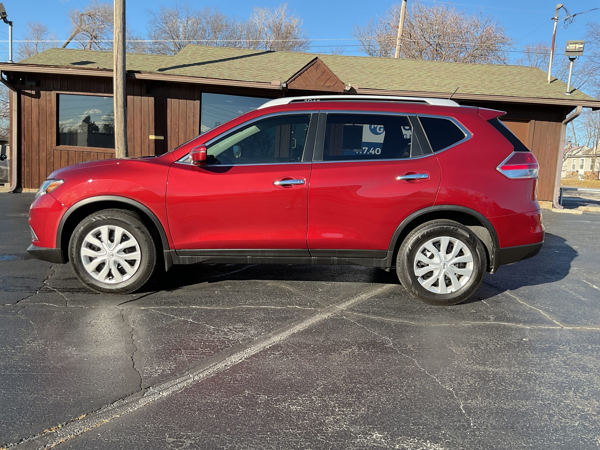 2016 NISSAN ROGUE - Gallery Image
