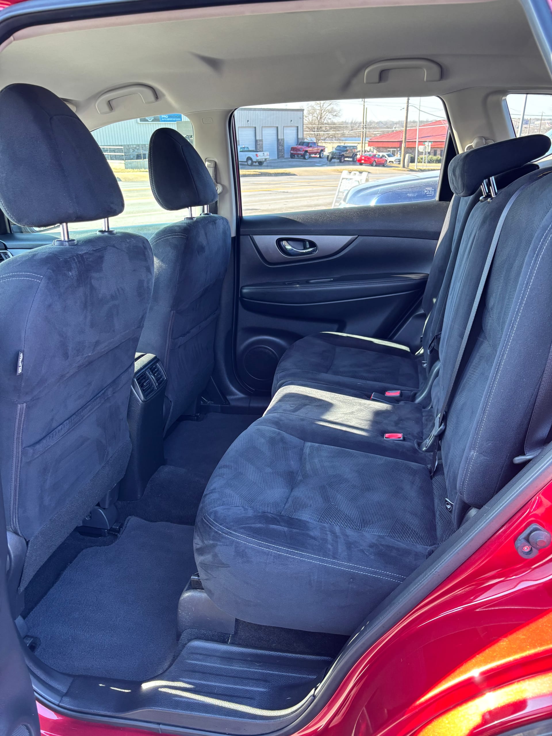 2016 NISSAN ROGUE - Gallery Image