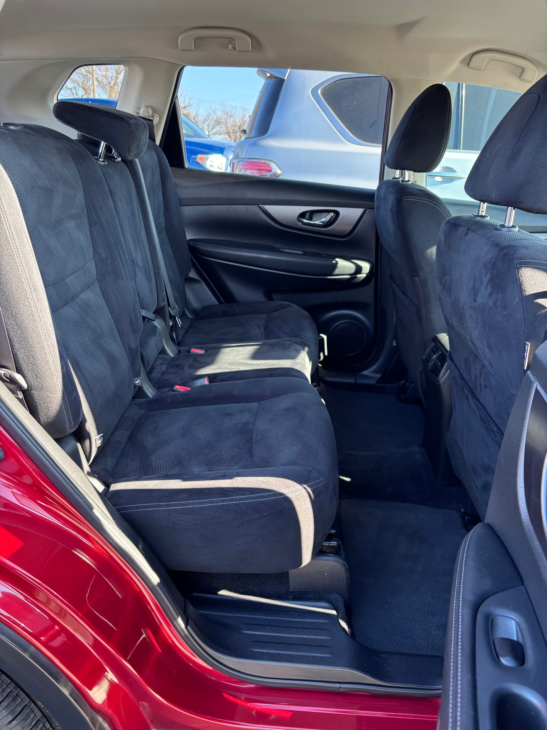 2016 NISSAN ROGUE - Gallery Image