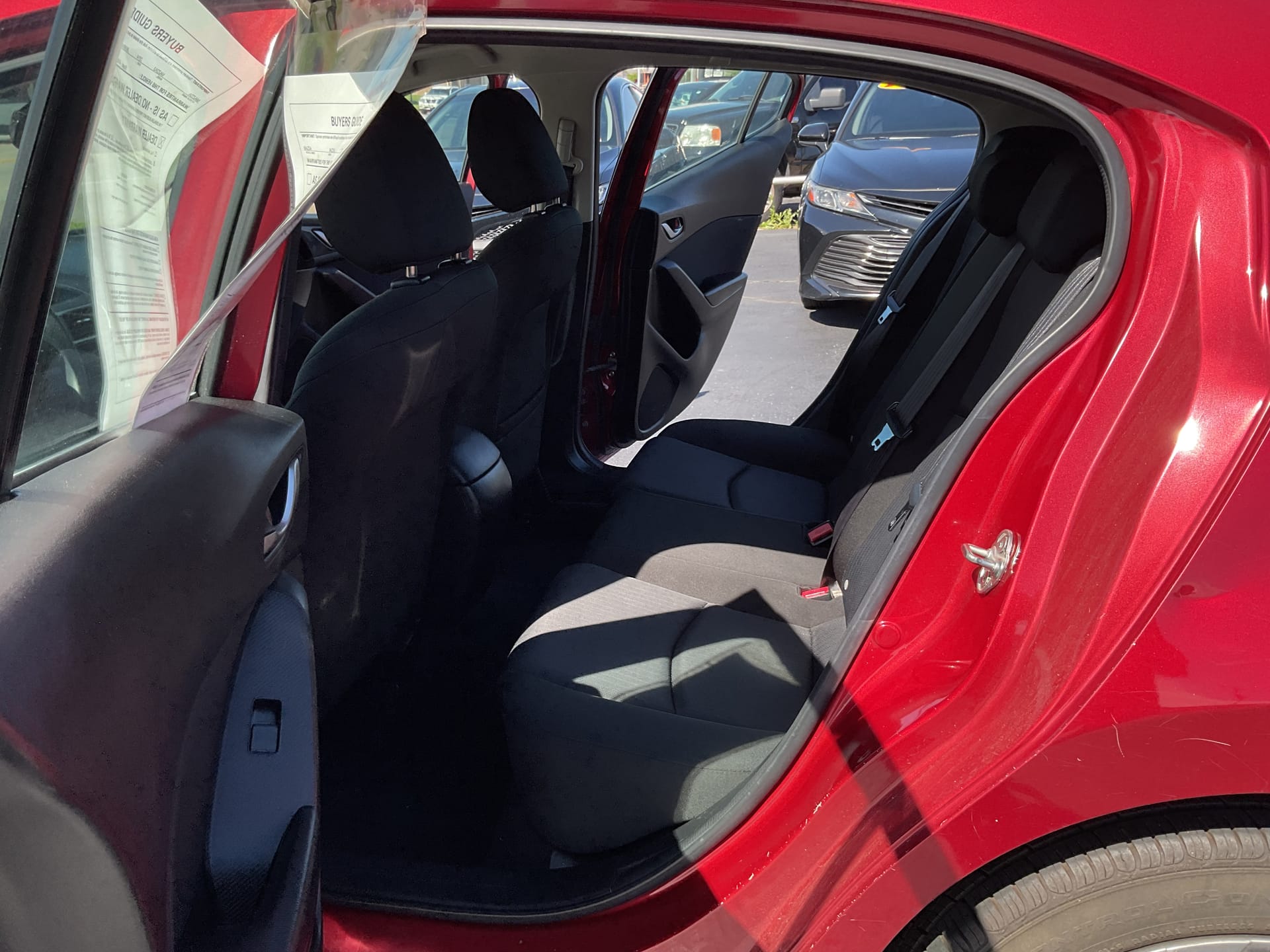 2014 MAZDA MAZDA3 - Gallery Image