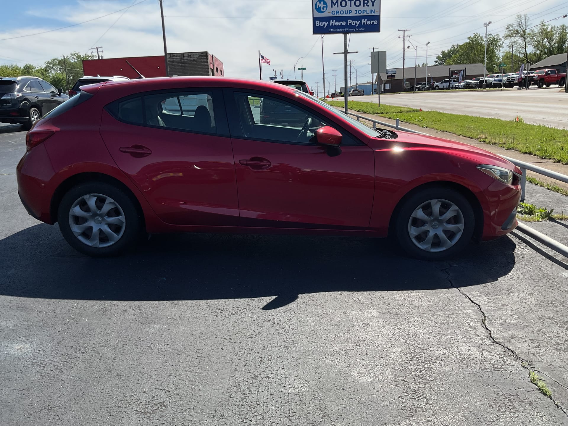 2014 MAZDA MAZDA3 - Gallery Image