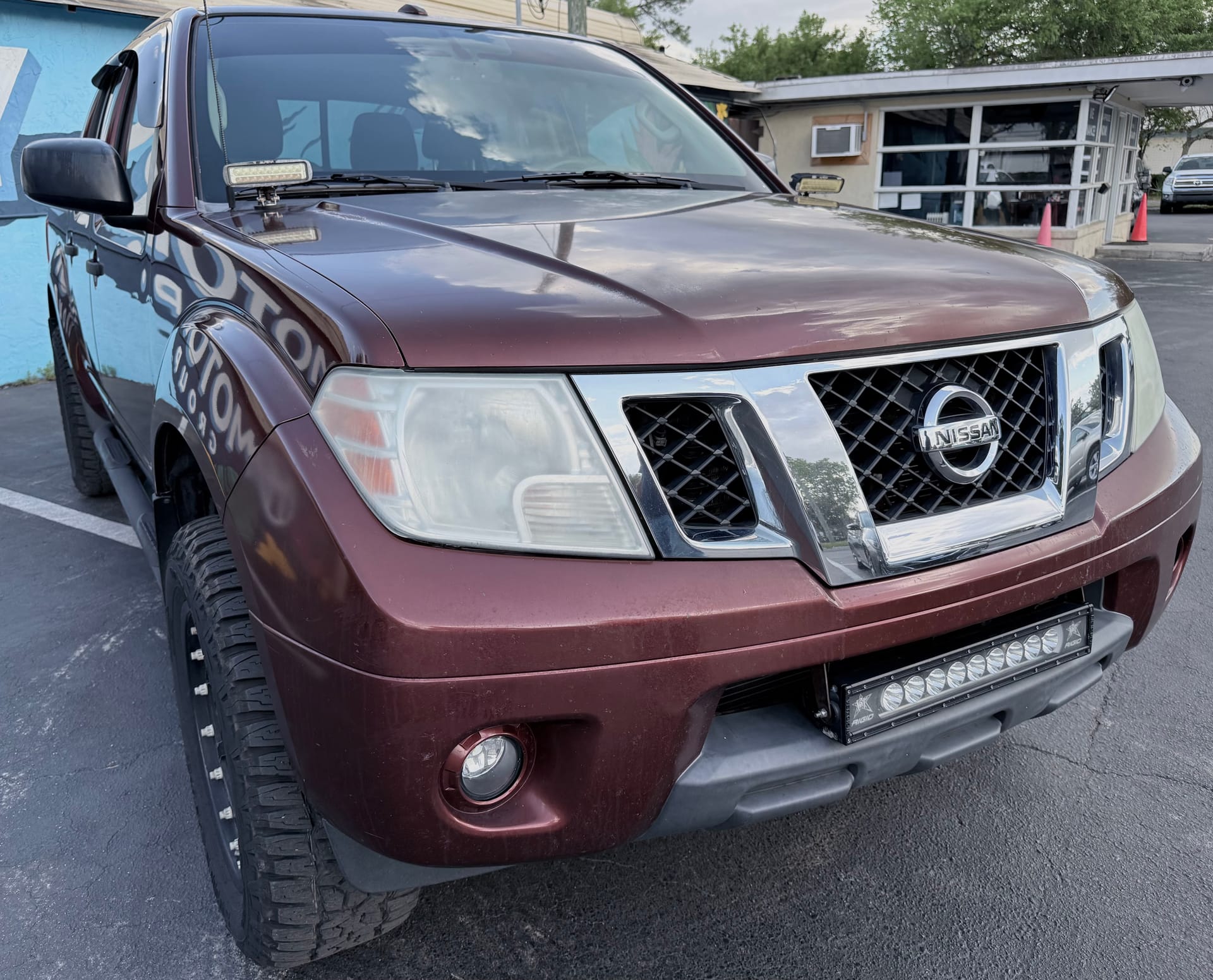 2017 NISSAN FRONTIER - Gallery Image