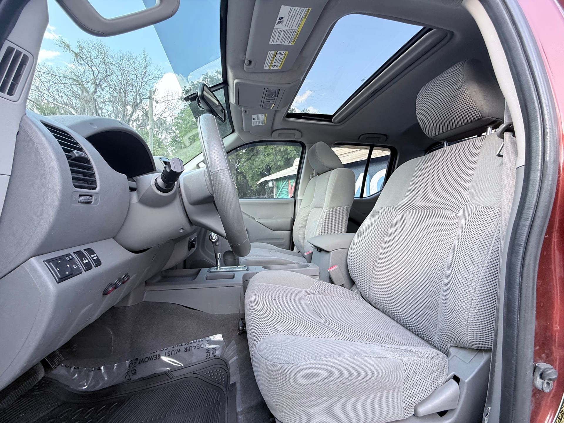 2017 NISSAN FRONTIER - Gallery Image