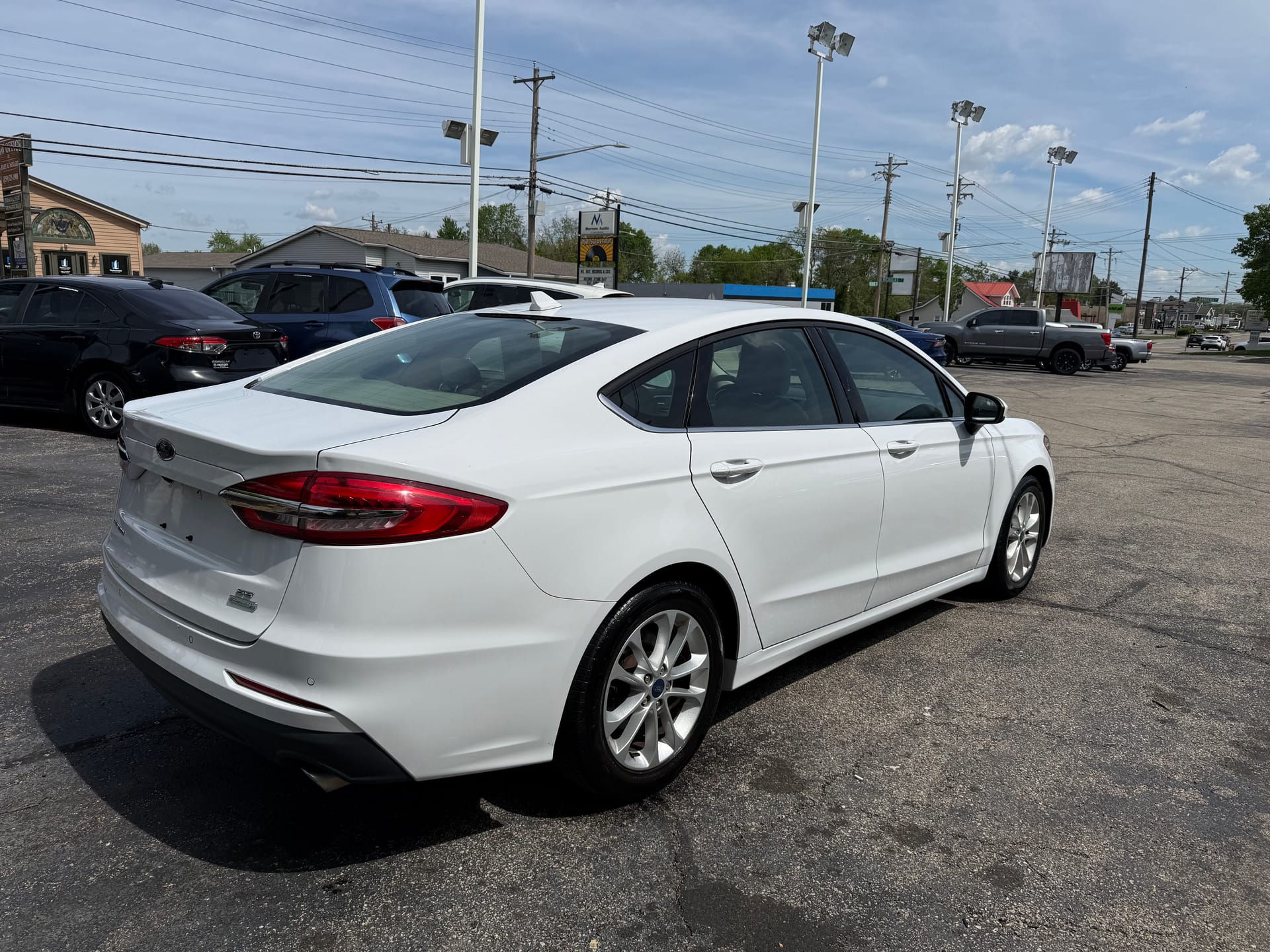 2019 FORD FUSION - Gallery Image