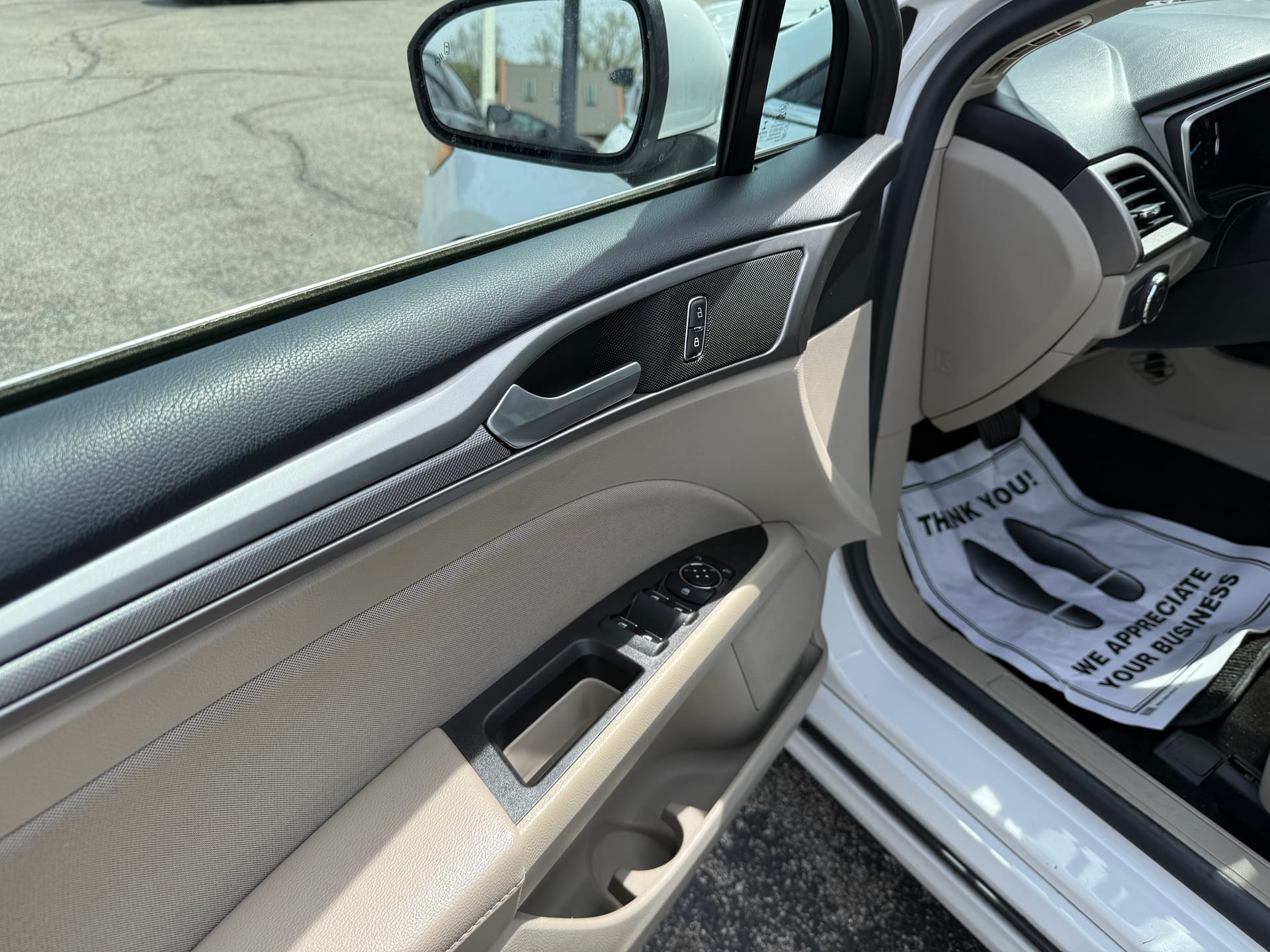 2019 FORD FUSION - Gallery Image