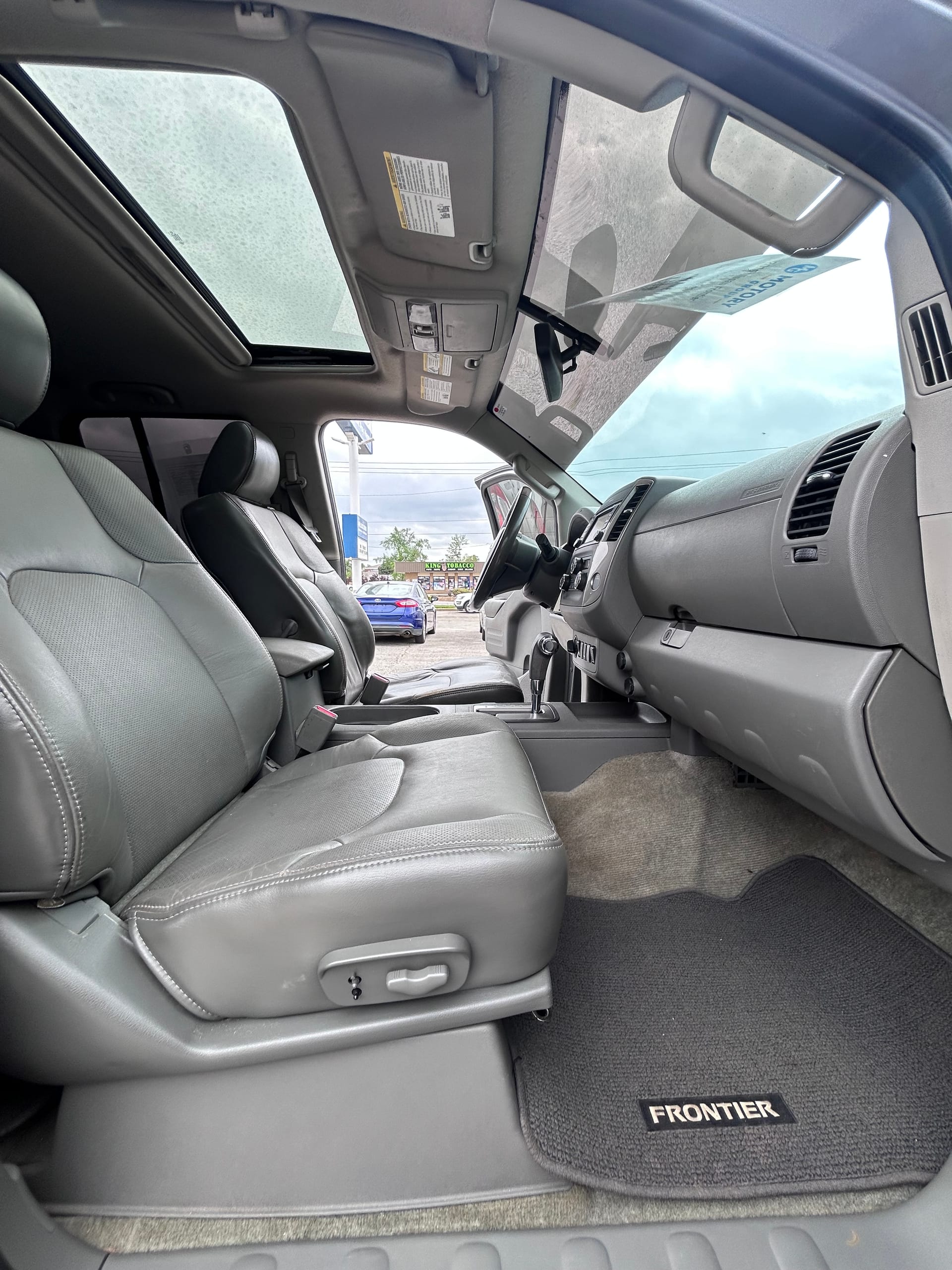 2016 NISSAN FRONTIER - Gallery Image