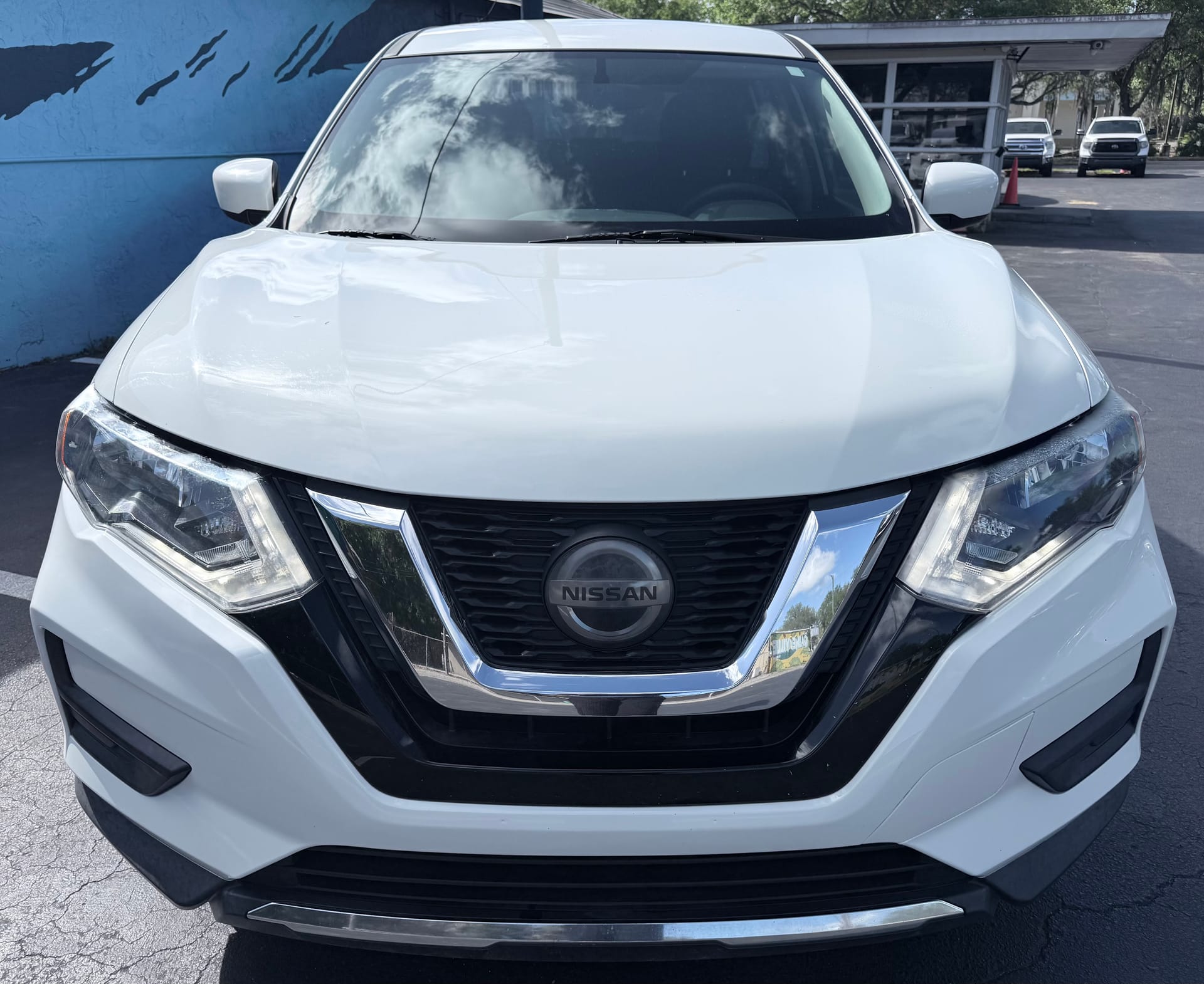 2018 NISSAN ROGUE - Gallery Image